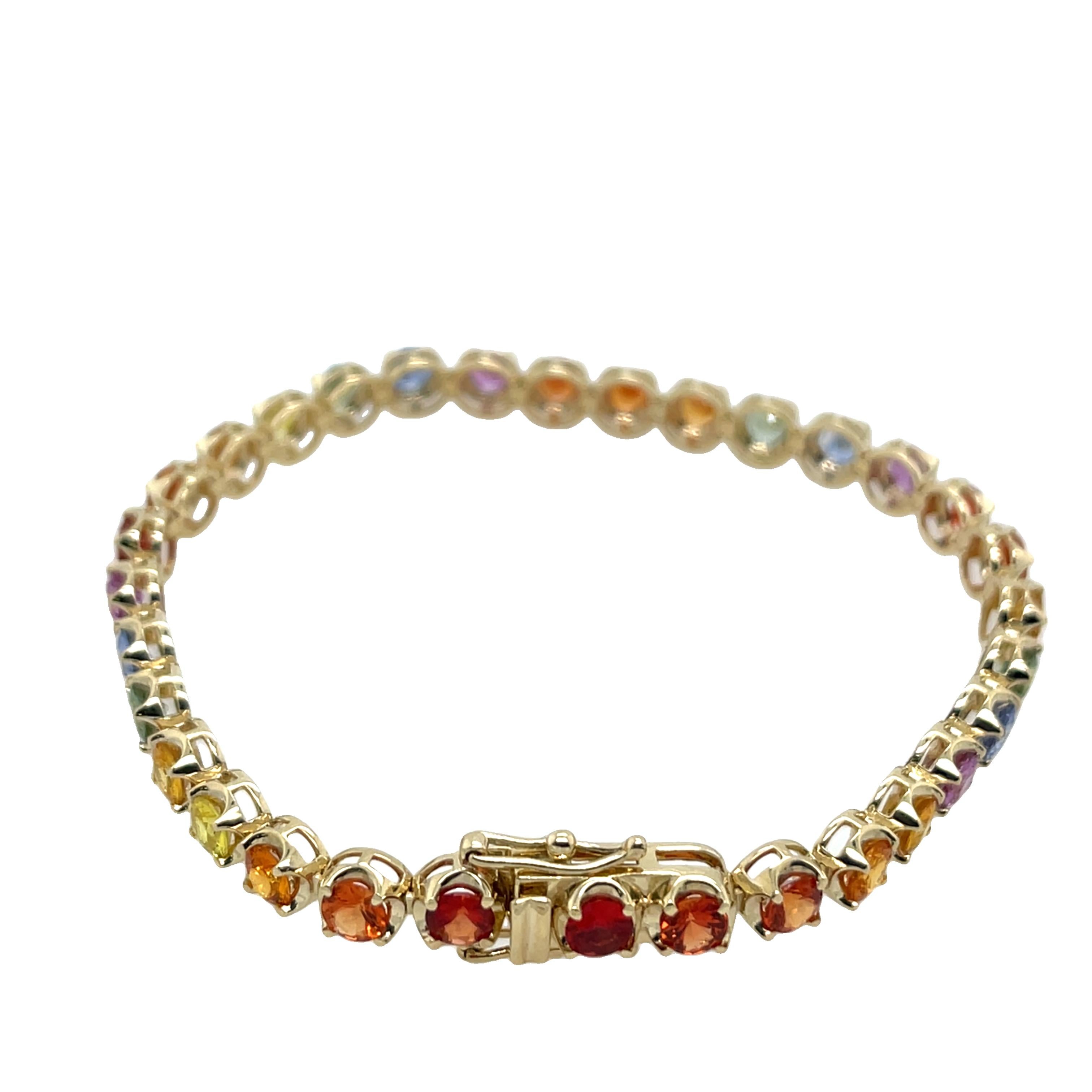 Bracelet arc-en-ciel en or jaune 14 carats avec saphirs naturels de 8,0 carats Neuf - En vente à London, GB