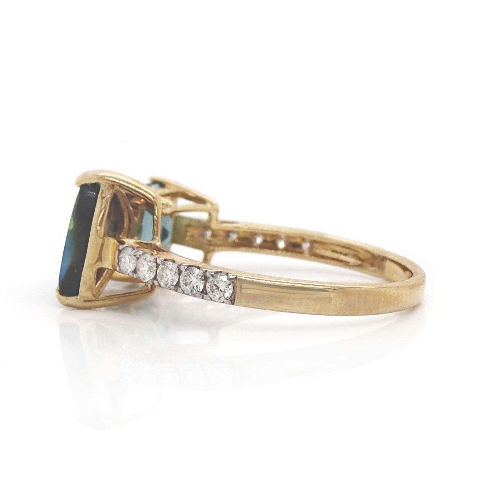 Anillo de Oro Amarillo de 14 Quilates con Aguamarina, Ópalo Australiano y Diamantes Corte mixto en venta
