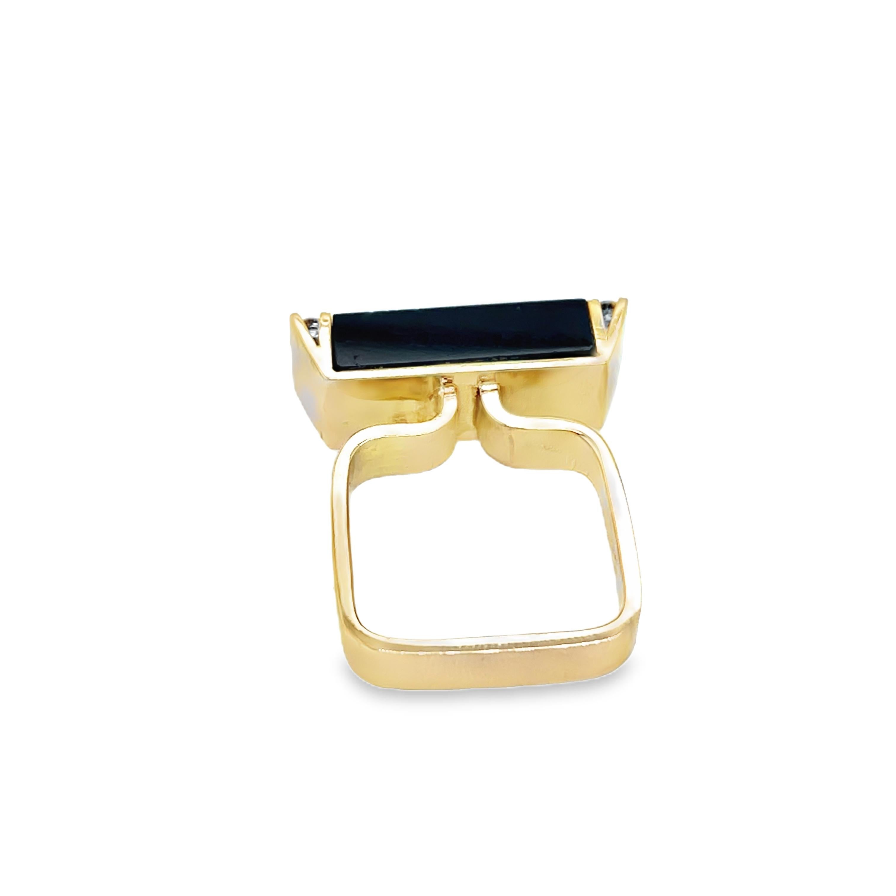 Anillo de Oro Amarillo 14ct Ónix Negro y Diamante en Excelente estado para la venta en London, GB