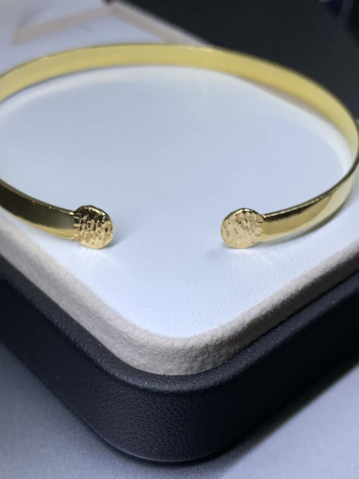 14ct yellow gold chunky bangle bracelet 10.9g 4.20mm For Sale 2