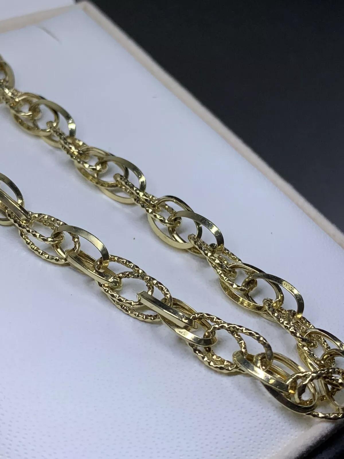 14ct yellow gold chunky chain bracelet Italian In New Condition For Sale In London, GB