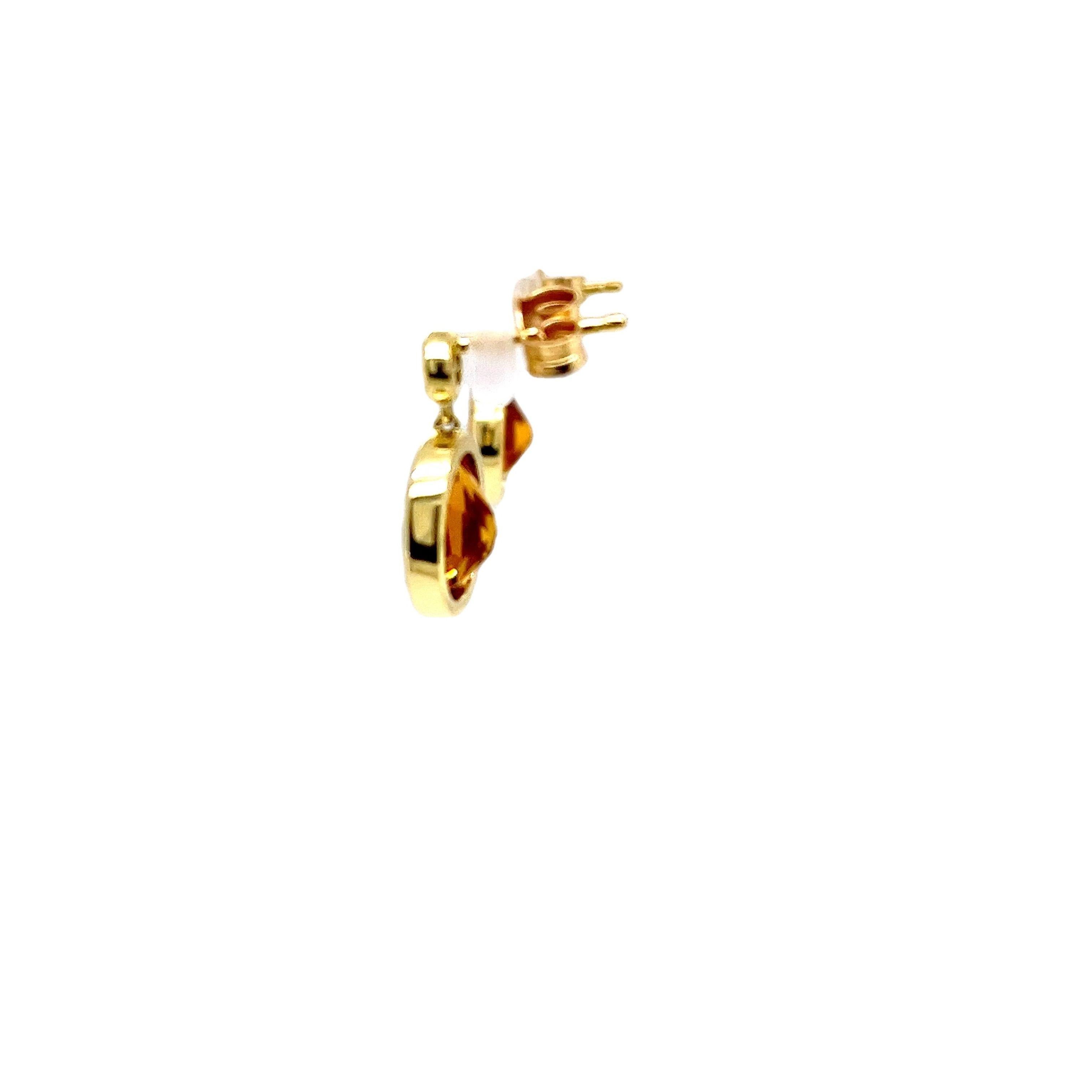 Taglio ovale Orecchini pendenti in oro giallo 14ct con citrino e diamanti in vendita