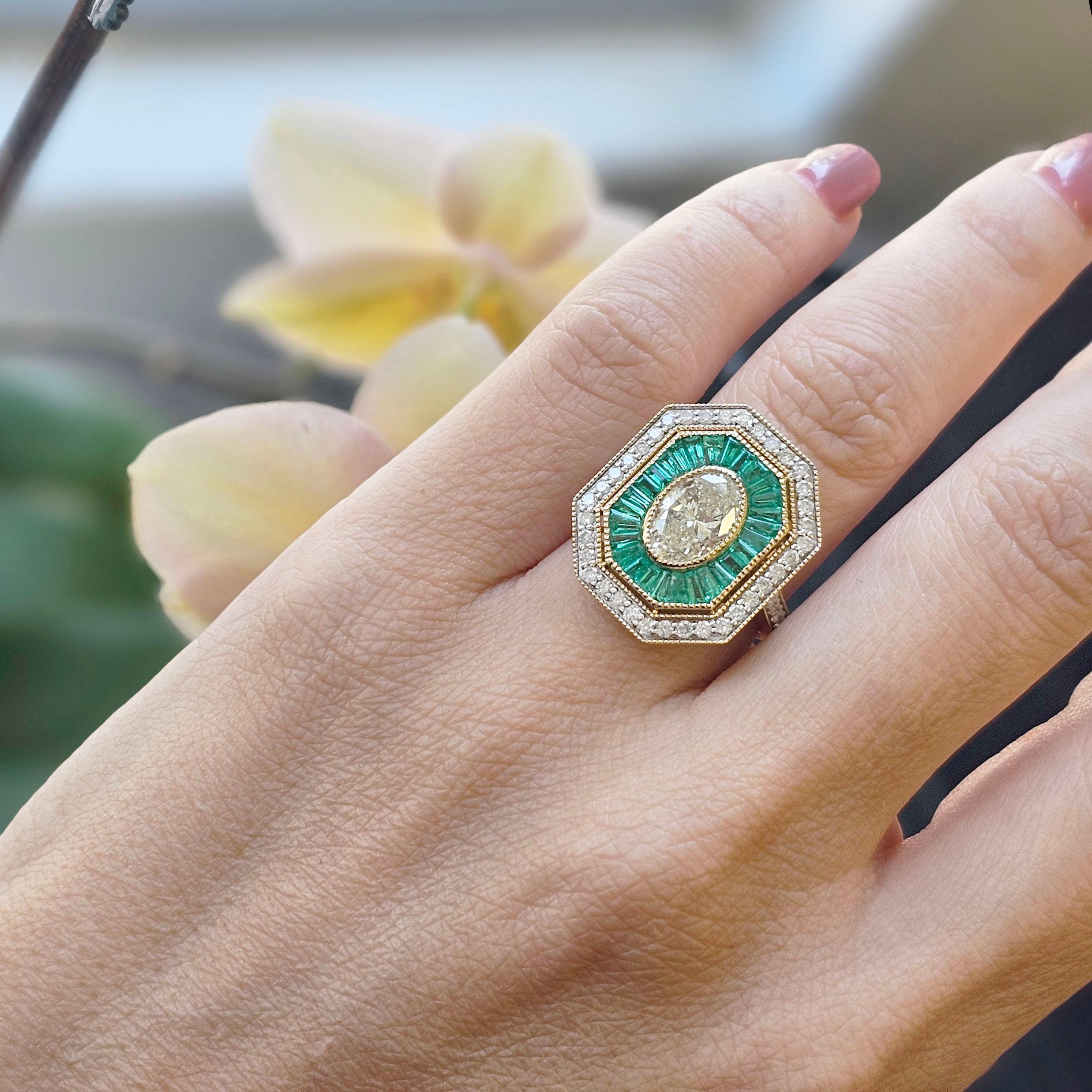 Mixed Cut 14CT Yellow Gold Colombian Emerald And Diamond Cocktail Ring For Sale