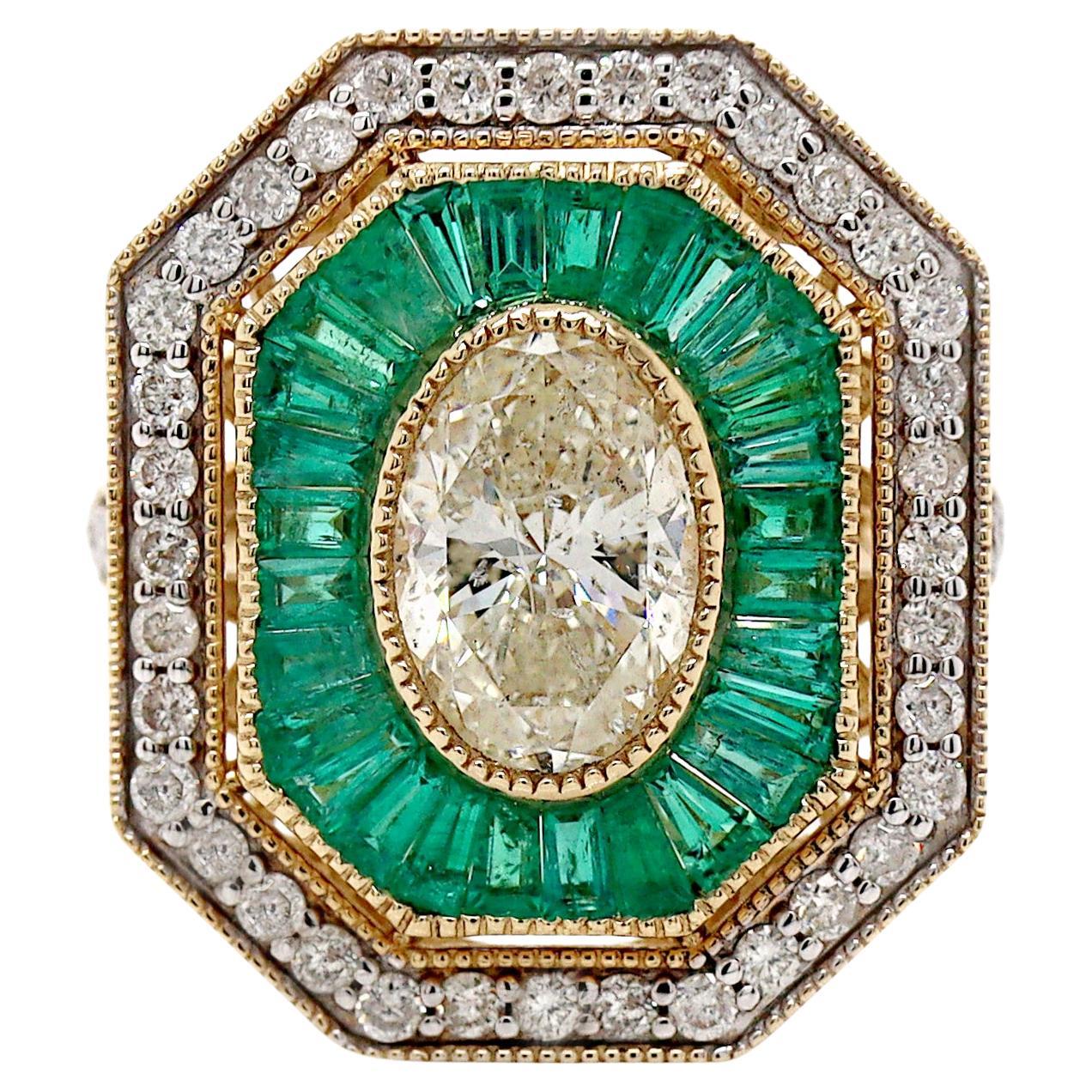 Anello cocktail con smeraldo colombiano e diamante in oro giallo 14 carati