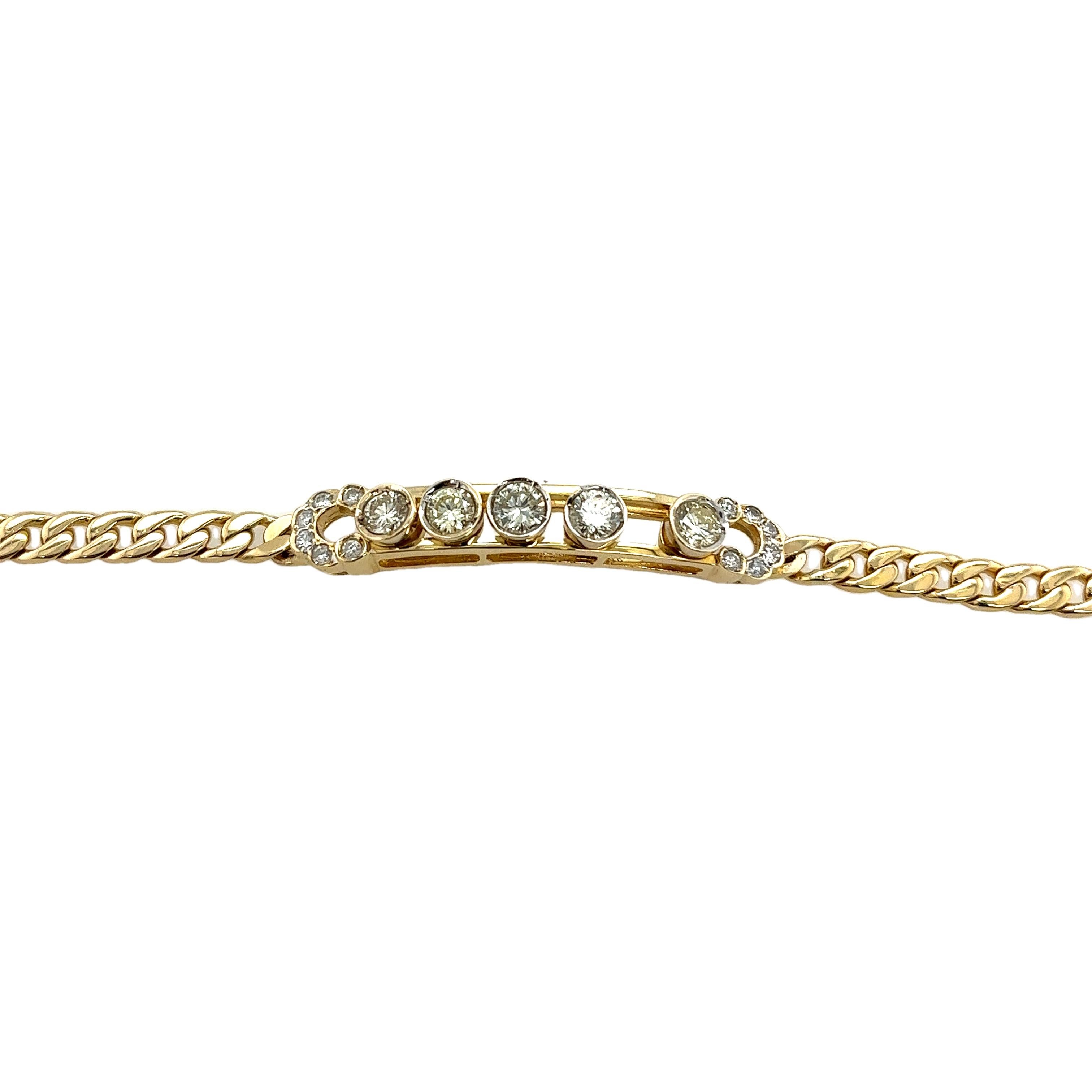 Ein schönes, gebrauchtes Diamantarmband aus 14 Karat Gelbgold, 
mit 5 runden Diamanten in einer beweglichen Fassung und 12 kleinen Diamanten an den Seiten mit einem Gesamtgewicht von 1,20 ct.
Ein fantastisches Schmuckstück, das ein Leben lang halten
