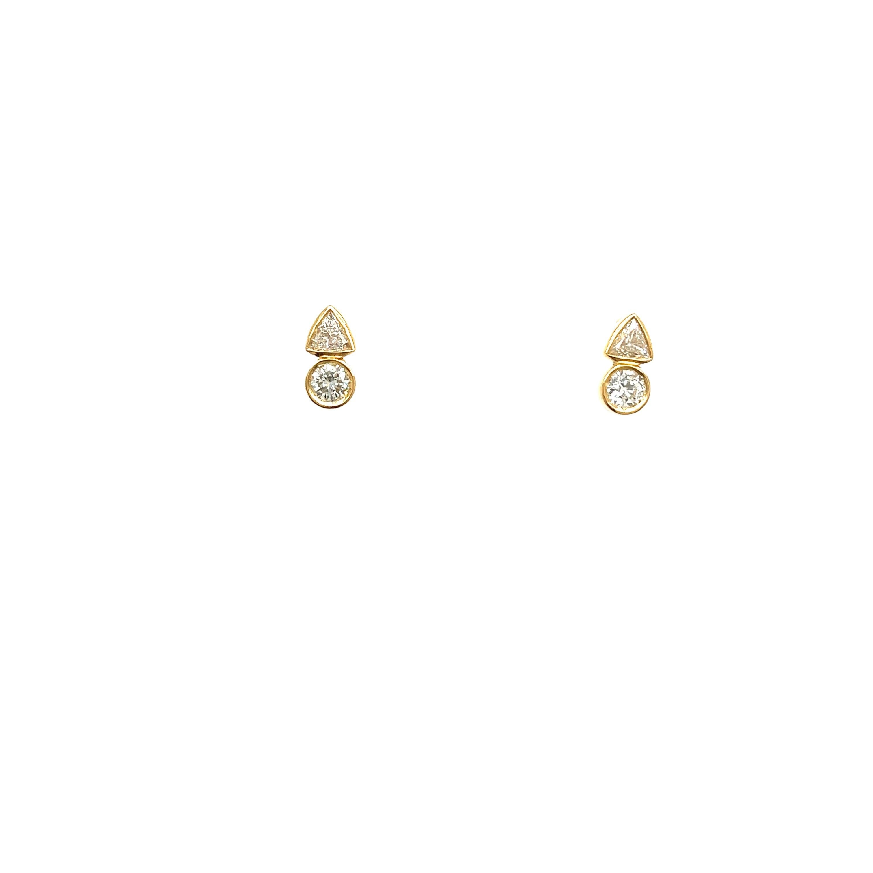 Taille ronde Clous d'oreilles en or jaune 14 carats sertis de diamants naturels de 0,40 carat en vente