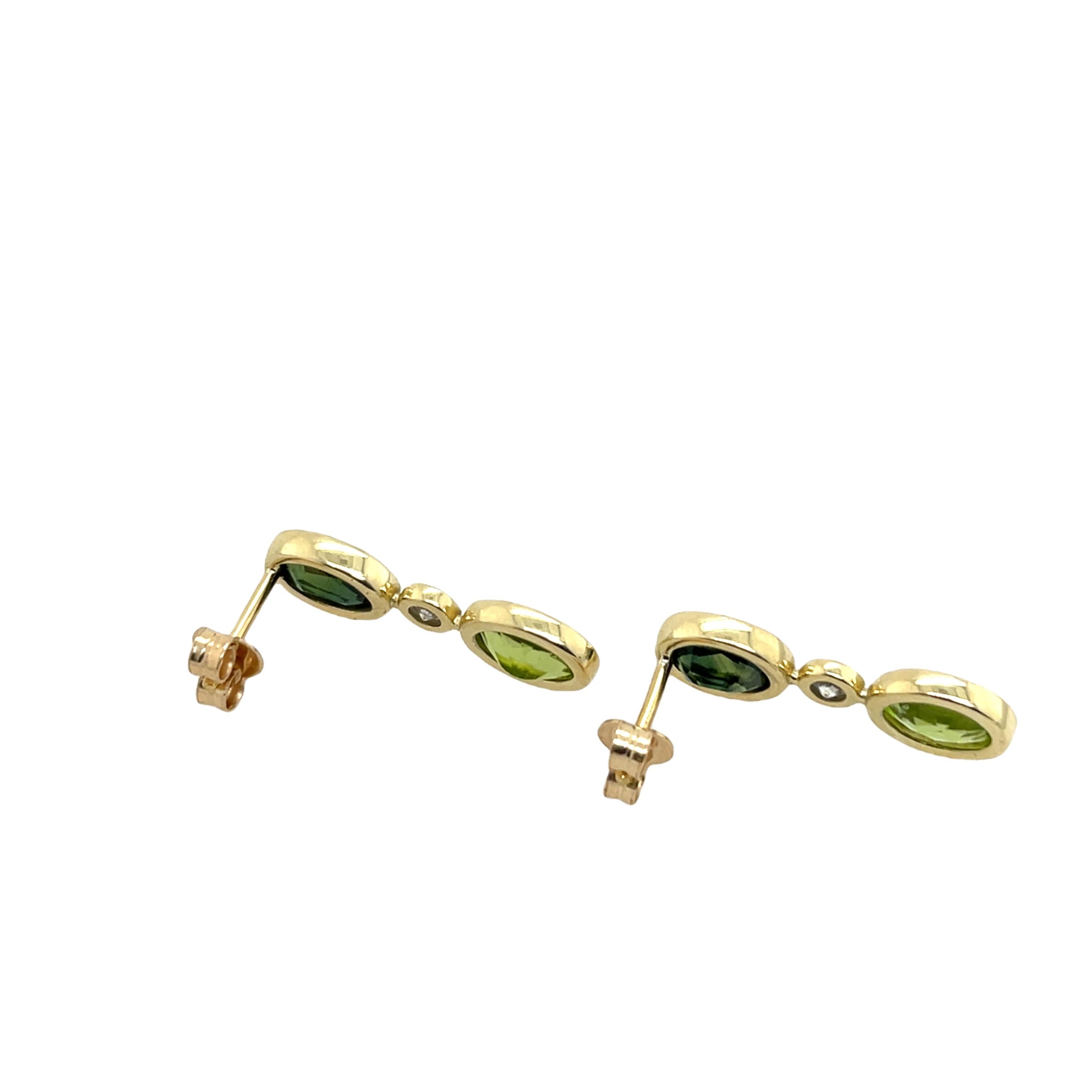 14ct Yellow Gold Drop Earrings Set With Green Sapphire, Peridot & Diamonds In New Condition For Sale In London, GB