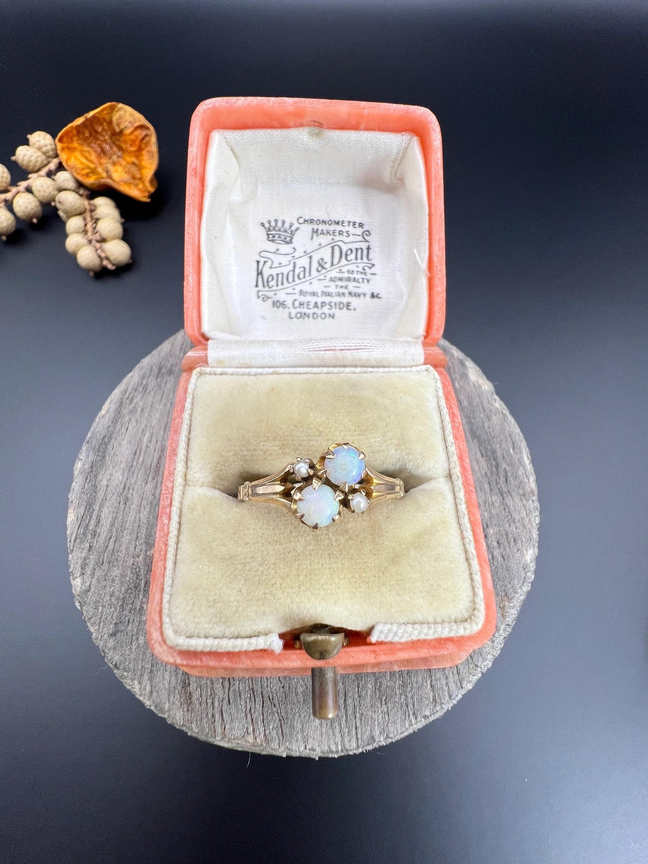 14ct Yellow Gold, Edwardian Opal & Natural Seed Pearl Ring with Ornate Shoulders In Good Condition In Brighton, GB