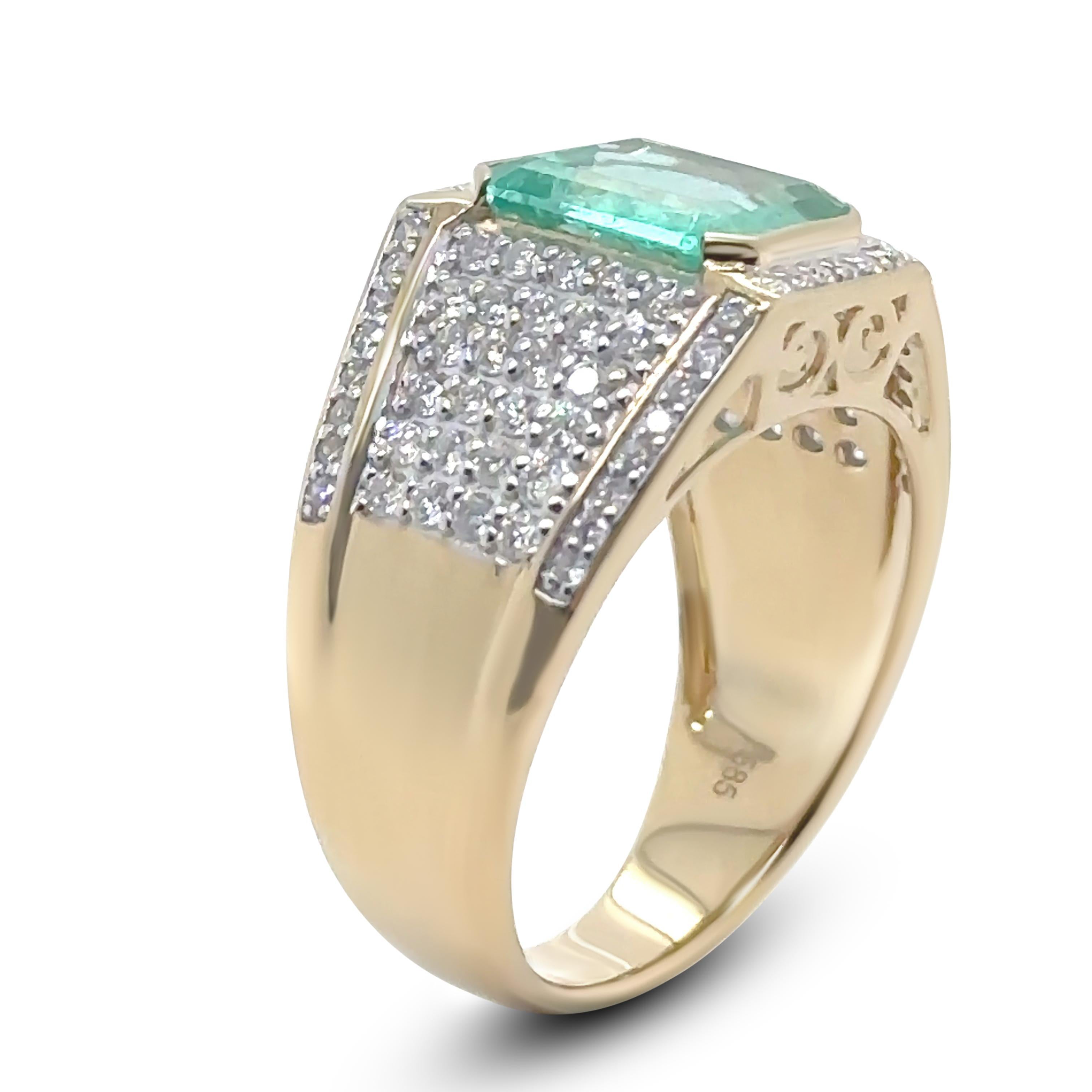 14ct Yellow Gold Emerald and Diamond Gent’s Statement Ring 3.36ct For Sale 1