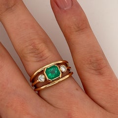 14ct Yellow Gold Emerald & Diamond Ring Set With 1.47ct Emerald and 2 Diamonds