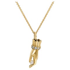 14ct Yellow Gold Hand Diamond Pearl Pendant Necklace