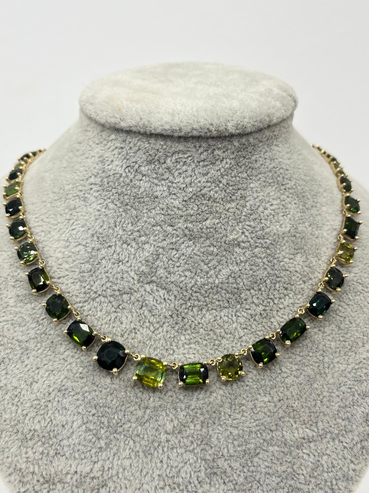 Collar de turmalina multipiedra de oro amarillo de 14 ct, 31,50 ct en Nuevo estado para la venta en London, GB