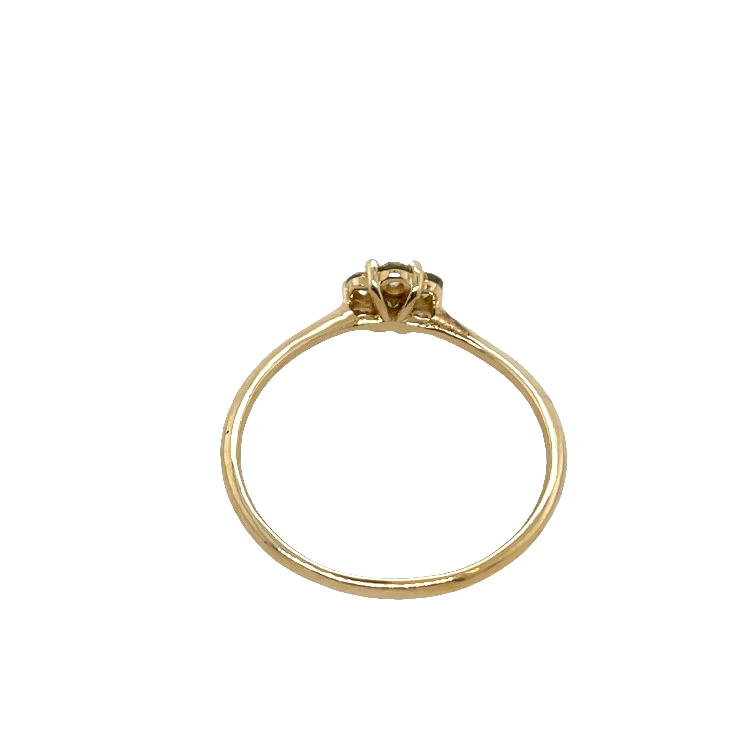 Bague en or jaune 14ct avec diamant naturel en forme de grappe en vente 1