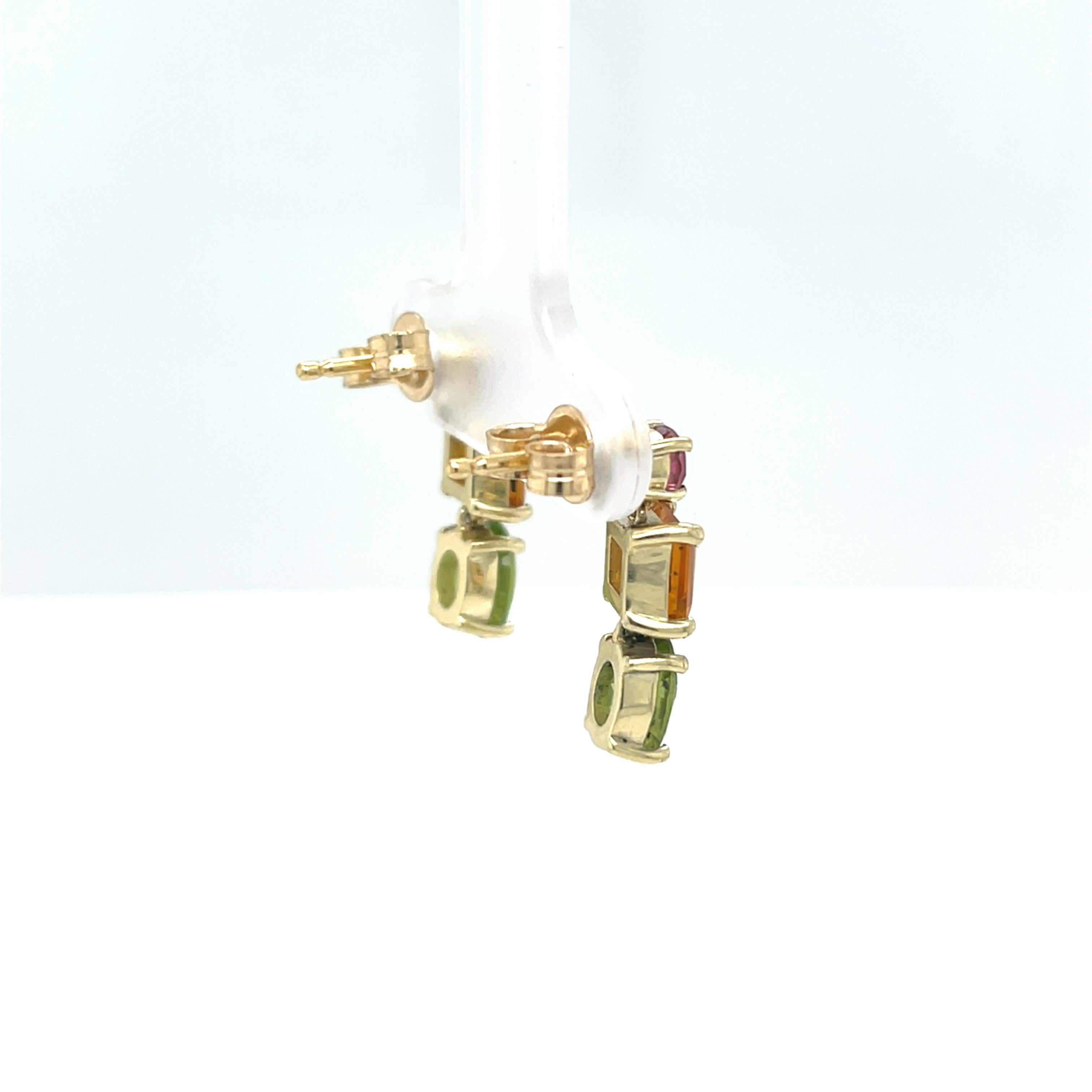 Pendants d'oreilles en or jaune 14 carats, saphir rose, citrine et péridot en vente 1