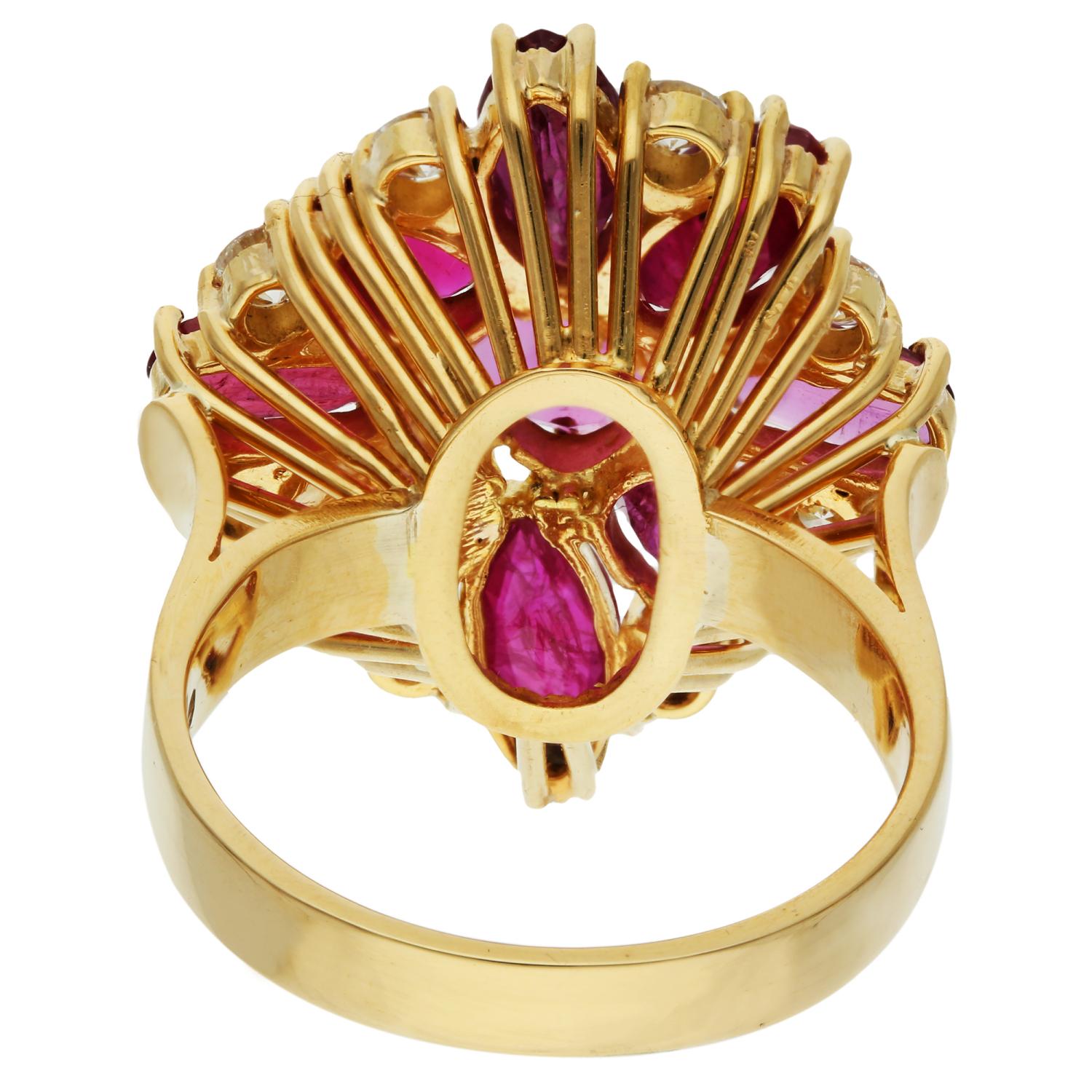 14ct Yellow Gold 2.00ct Ruby & 0.50ct Diamond Cocktail Ring For Sale 3