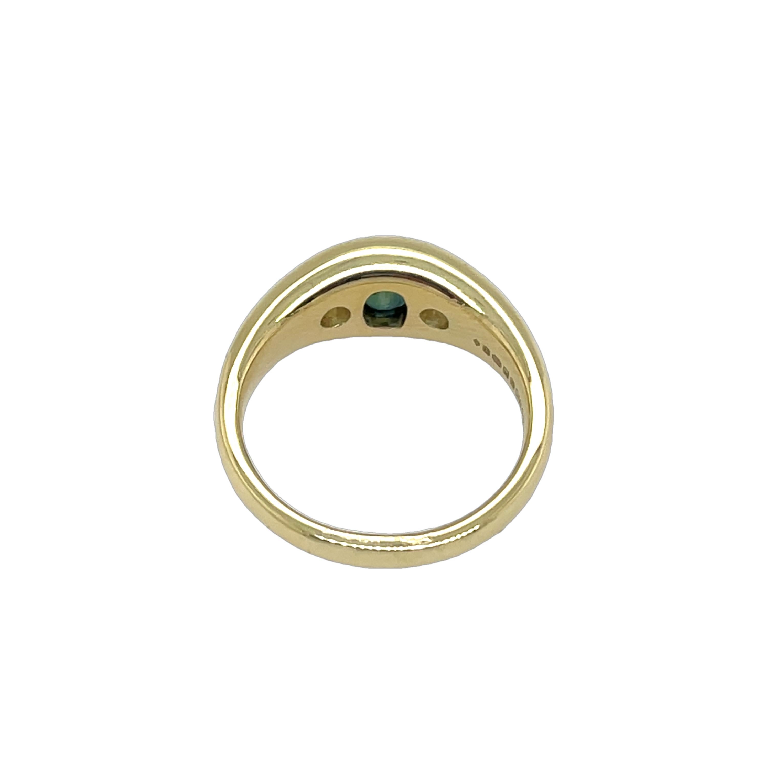 Bague en or jaune 14 carats sertie de saphirs et de diamants et d'un saphir naturel de 0,75 carat Neuf - En vente à London, GB