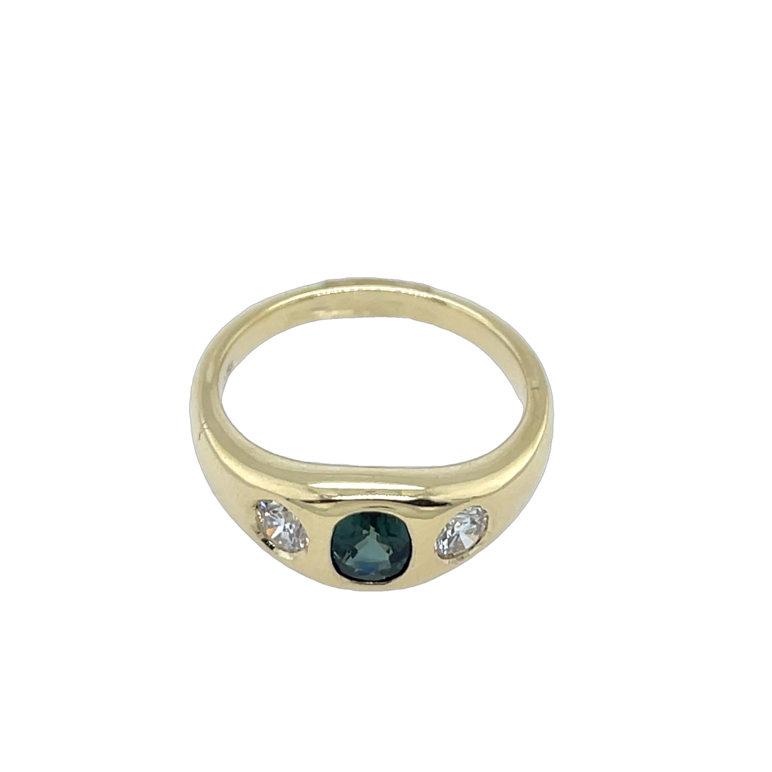 Bague en or jaune 14 carats sertie de saphirs et de diamants et d'un saphir naturel de 0,75 carat en vente 1