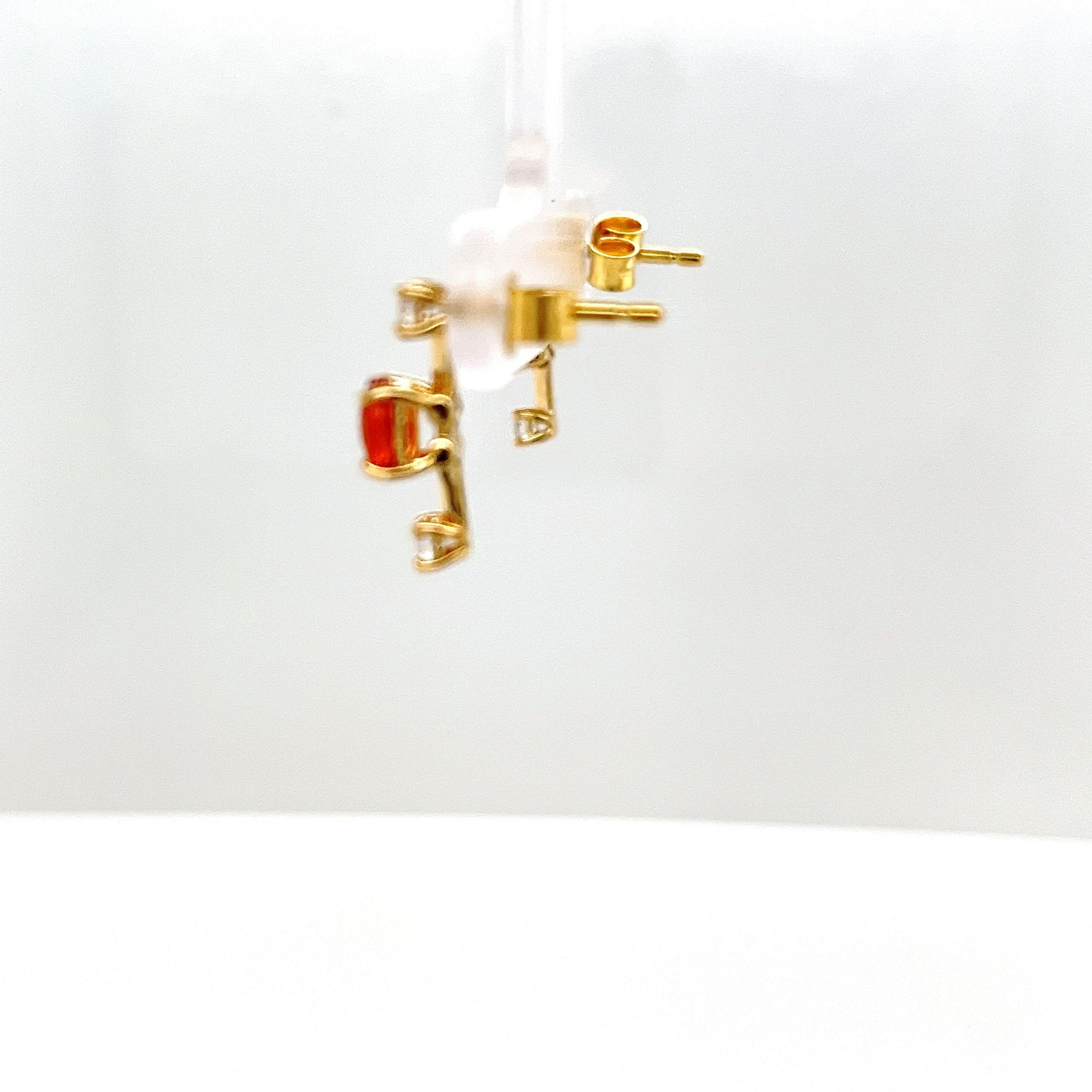 Tropfenohrringe aus 14 Karat Gelbgold mit Saphiren und Diamanten (Moderne) im Angebot