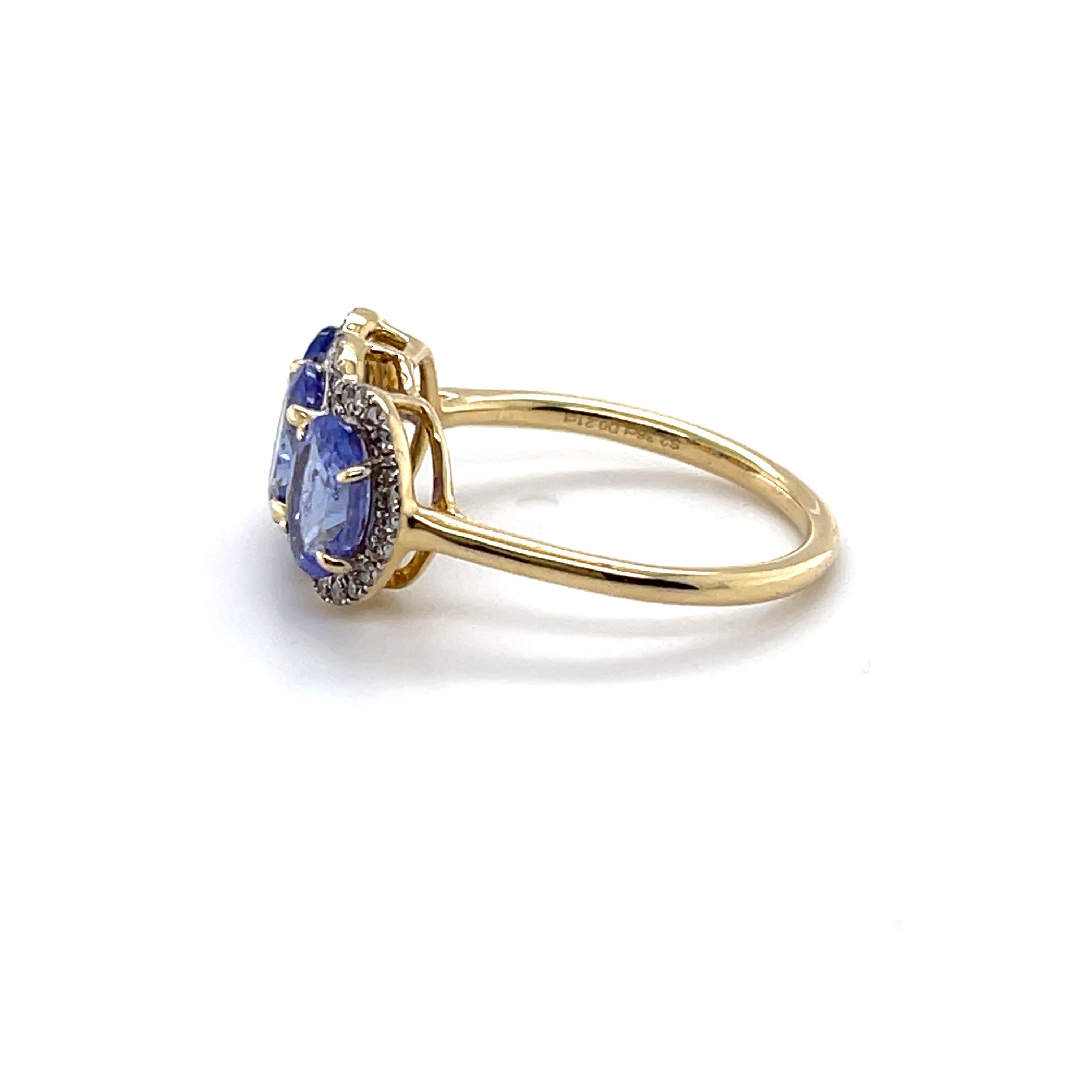 For Sale:  14ct Yellow Gold Tanzanite and Diamond Trilogy Ring 2