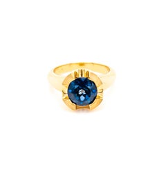 14ct Yellow Gold & Topaz Ring "Globe"
