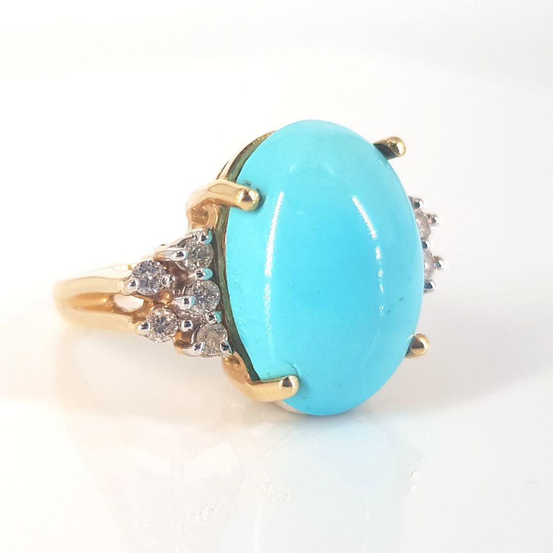 14 Carat Yellow Gold Turquoise Cabochon and Diamond Ring In Excellent Condition For Sale In Cape Town, ZA