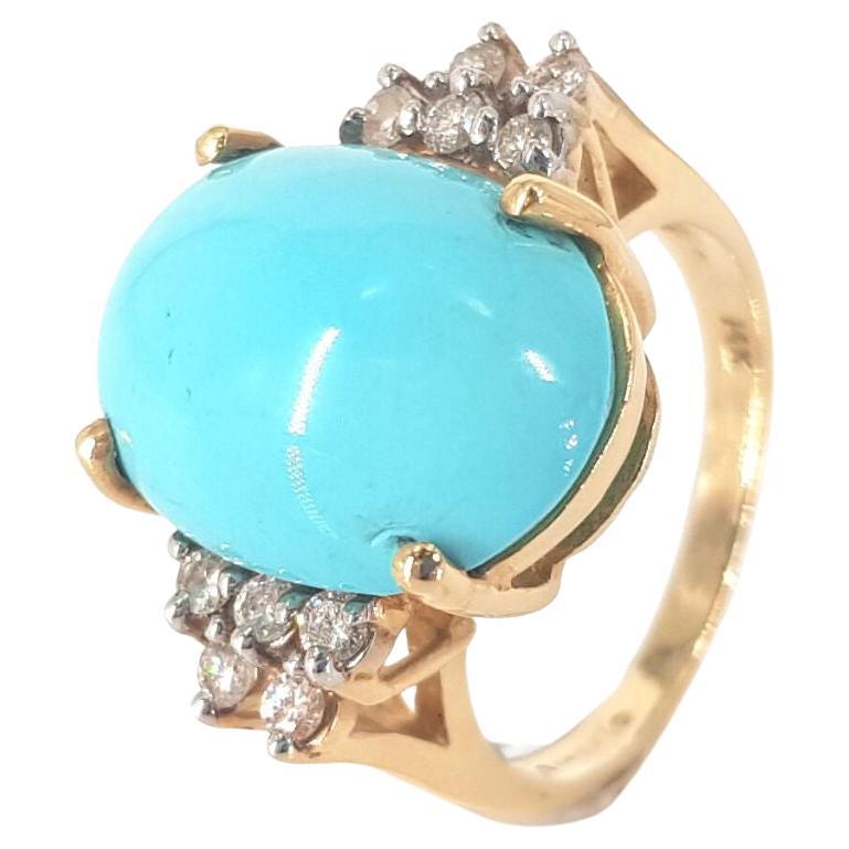 14 Carat Yellow Gold Turquoise Cabochon and Diamond Ring For Sale