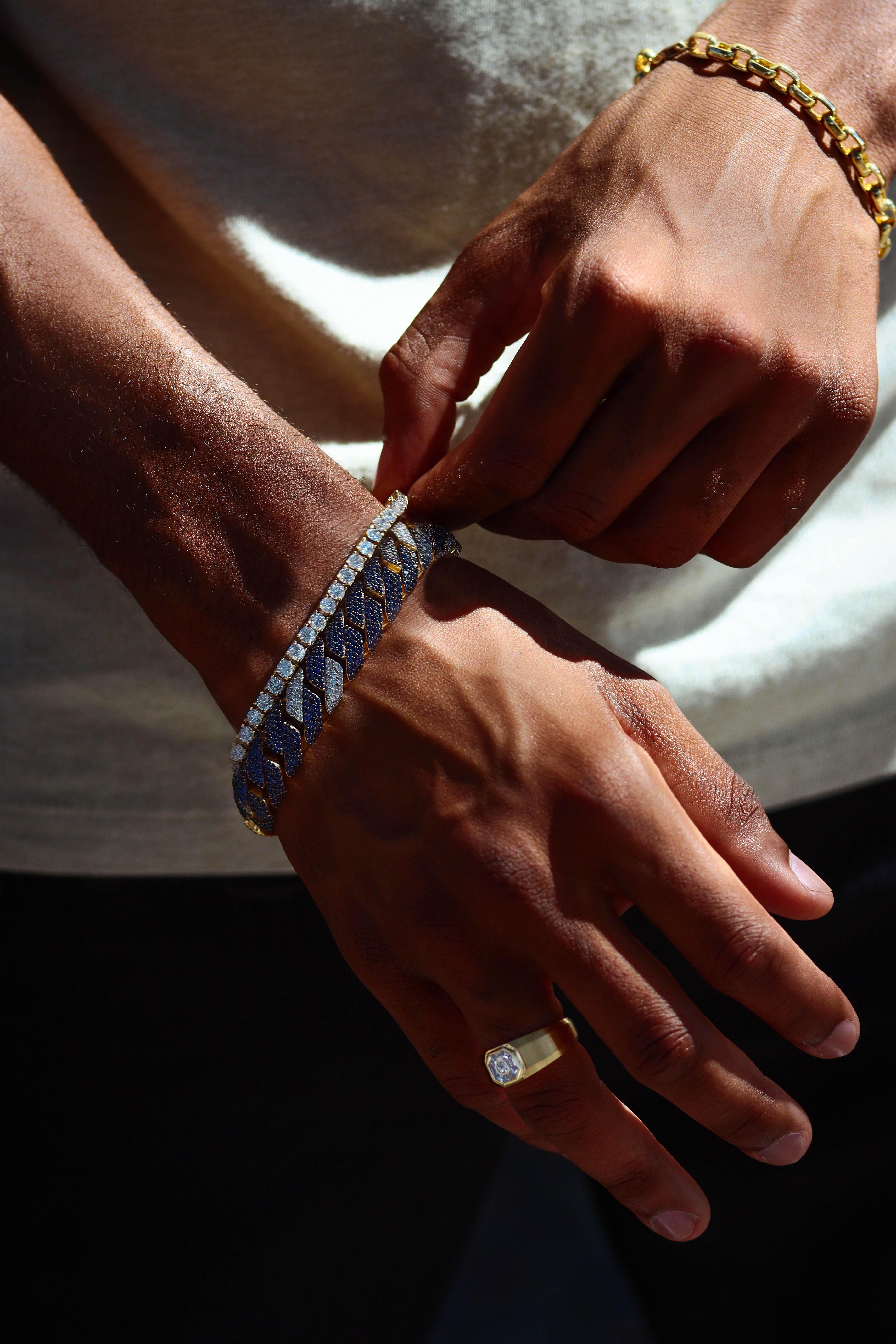 14ctw blauer Saphir und Diamant Pavé kubanischen Link Armband von Robert Pelliccia (Zeitgenössisch) im Angebot