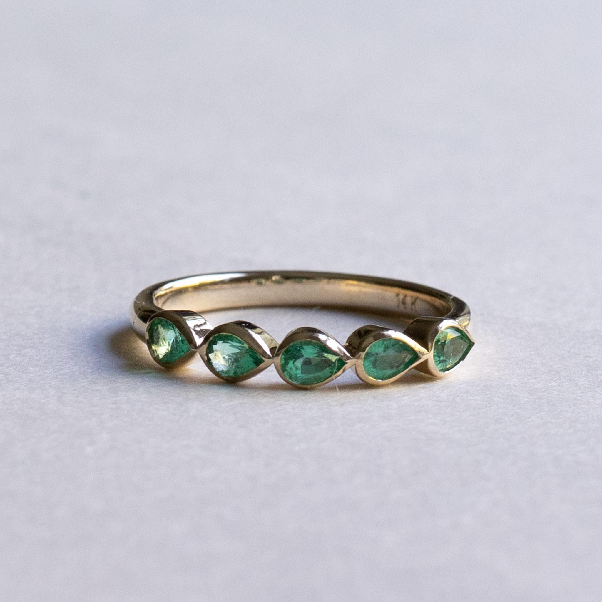 Pear Cut 14K 0.5 CTW Emerald Ring, Oval Emerald Ring For Sale