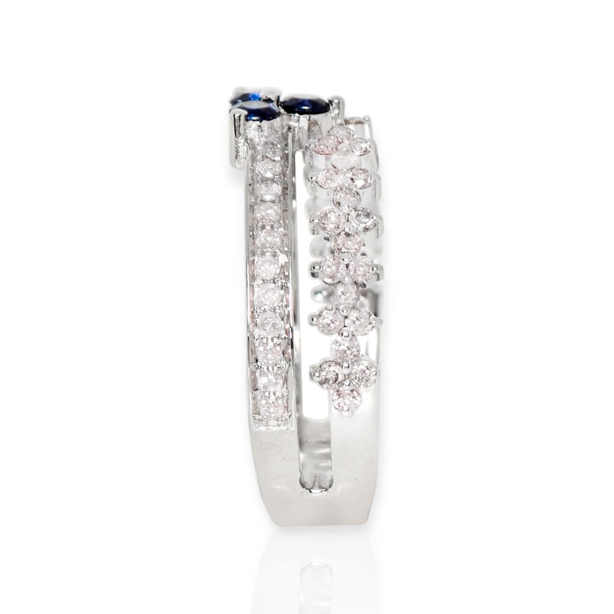 Women's 14K 0.55 ct Natural Pink Diamonds&Blue Sapphires Vintage Engagement Ring For Sale