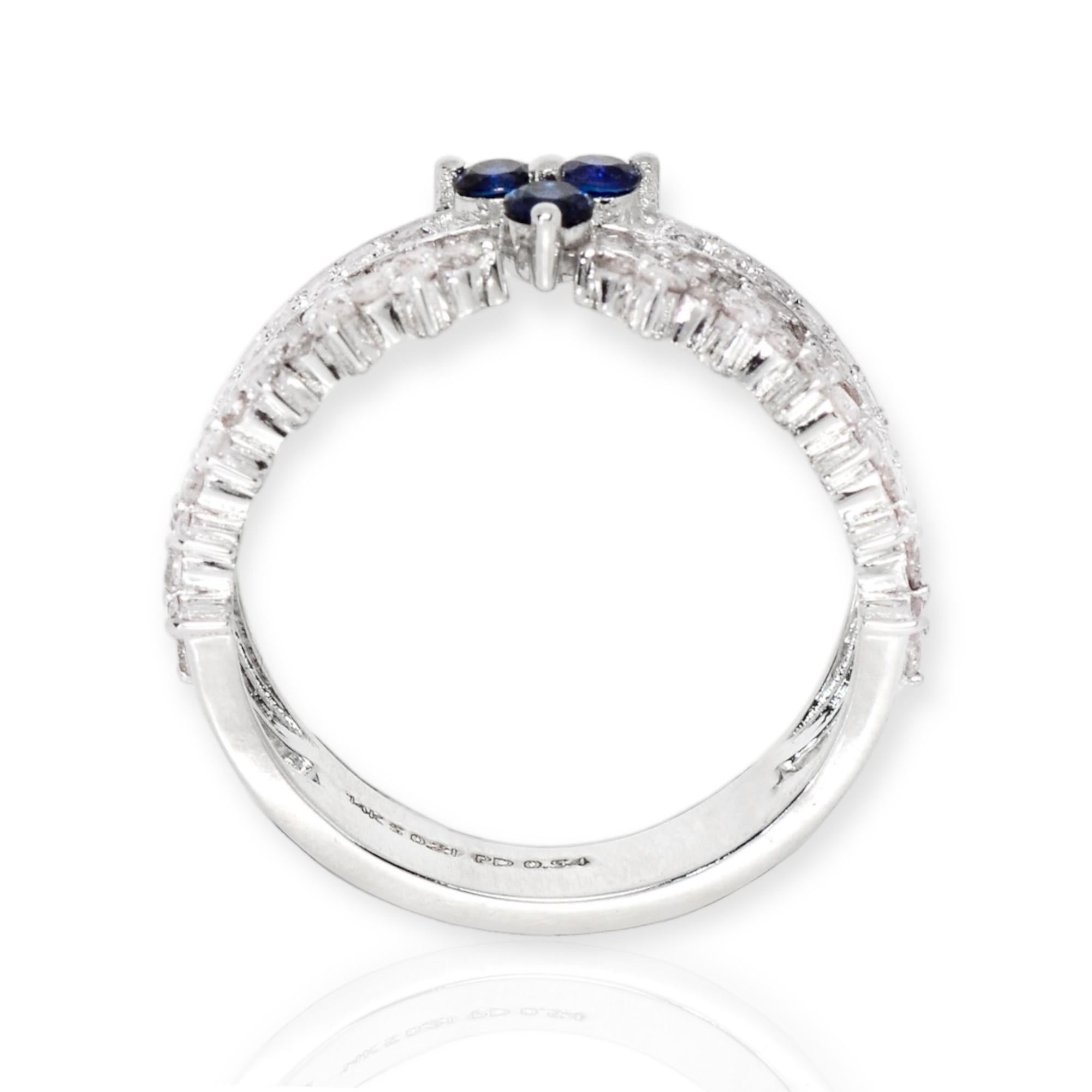 14K 0.55 ct Natural Pink Diamonds&Blue Sapphires Vintage Engagement Ring For Sale 1