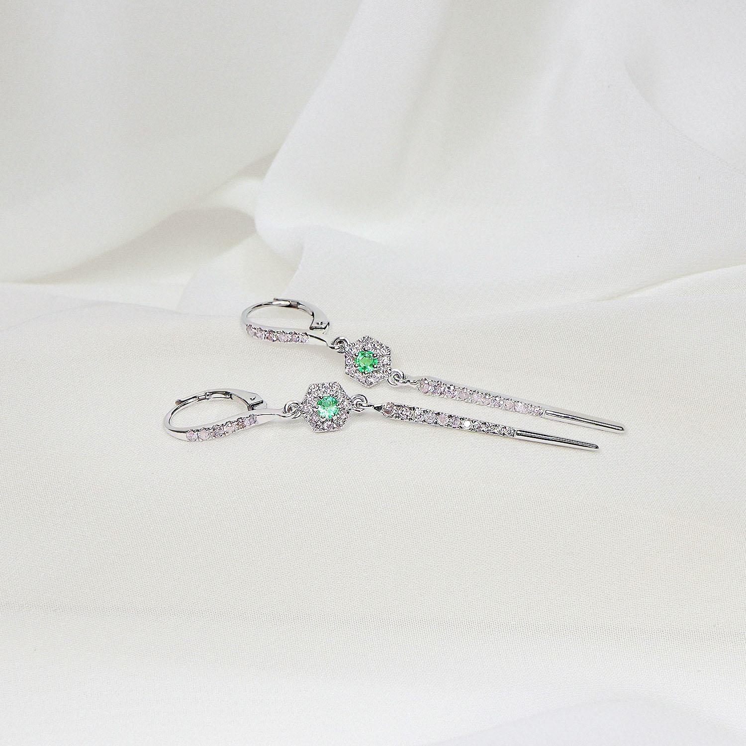 *14K 0.65 ct Natural Pink Diamonds&Emerald Fashion Drop Earrings*

This band features a stunning contemporary design with natural pink diamonds weighing 0.79 ct and natural emeralds weighing 0.21 ct. 

Main Stone
Variety: Natural Diamond
Shape: