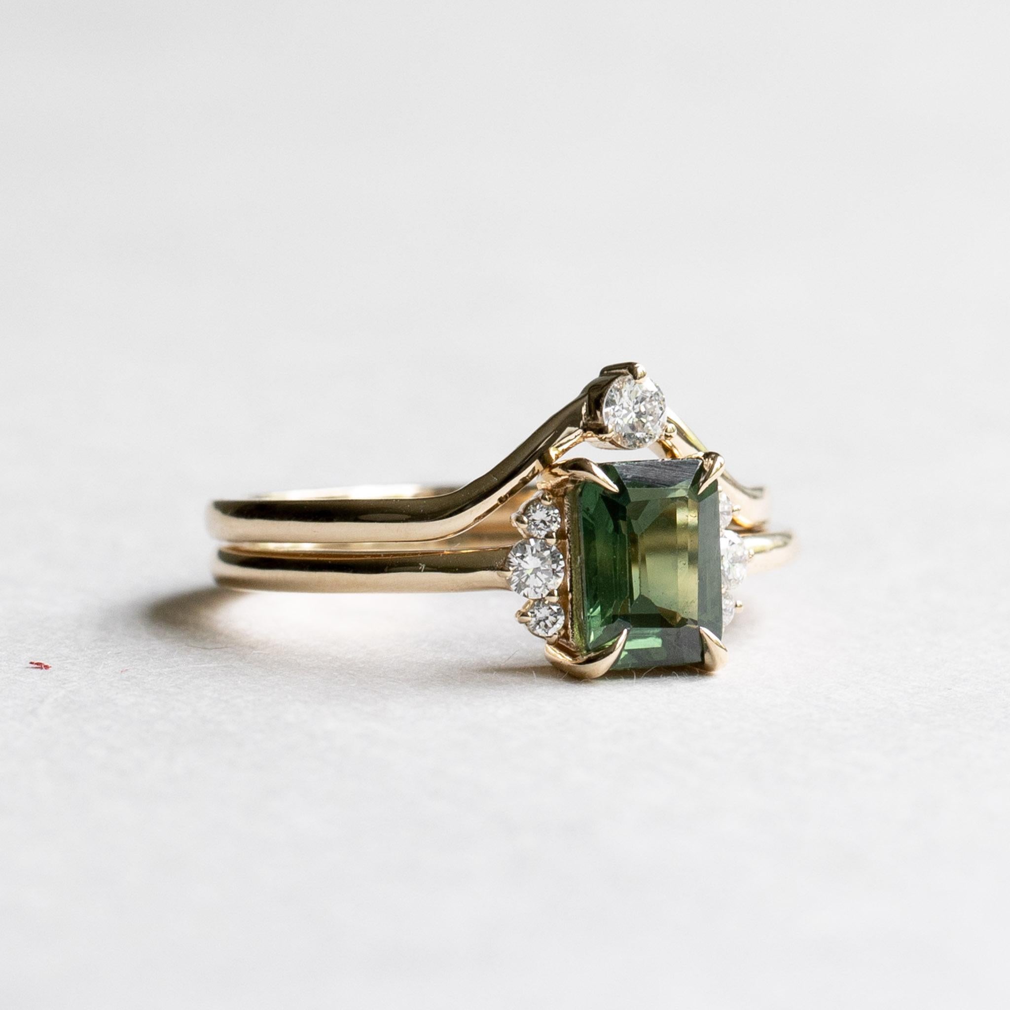 14k 1 Carat Green Sapphire Ring Set For Sale 5