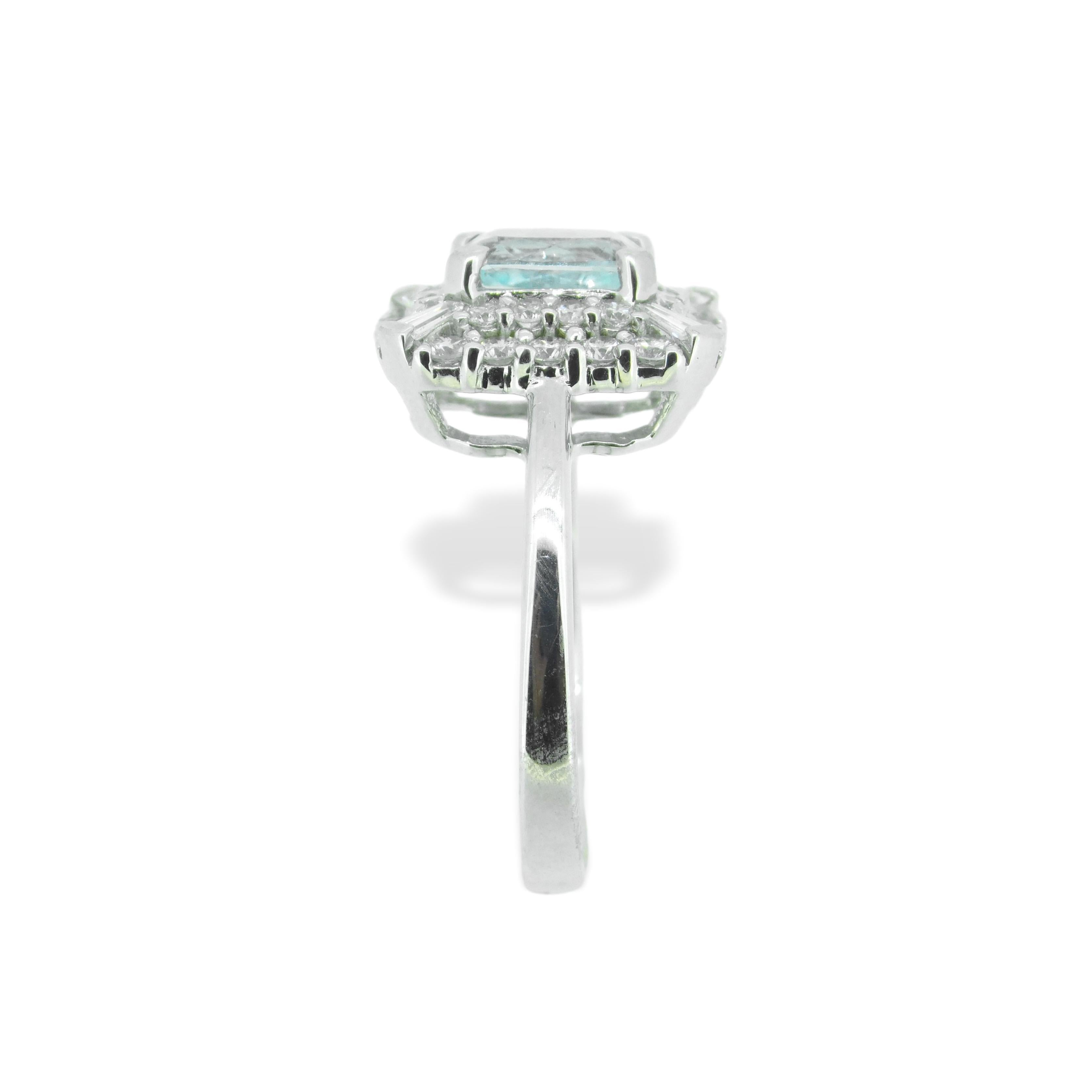 Anillo de turmalina paraiba de 14 quilates y 1,5 ct con informe AGL Contemporáneo en venta