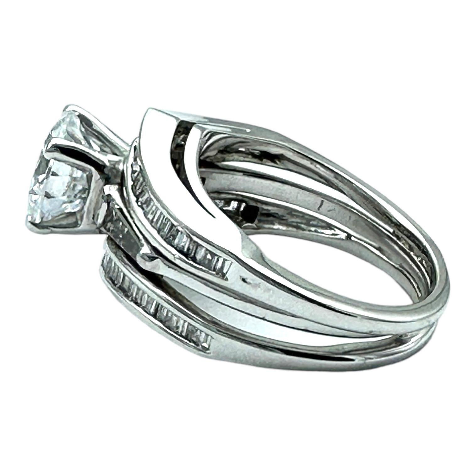 Women's or Men's 14K 1.60CTW Engagement Wrap Solitaire Baguette Ring For Sale