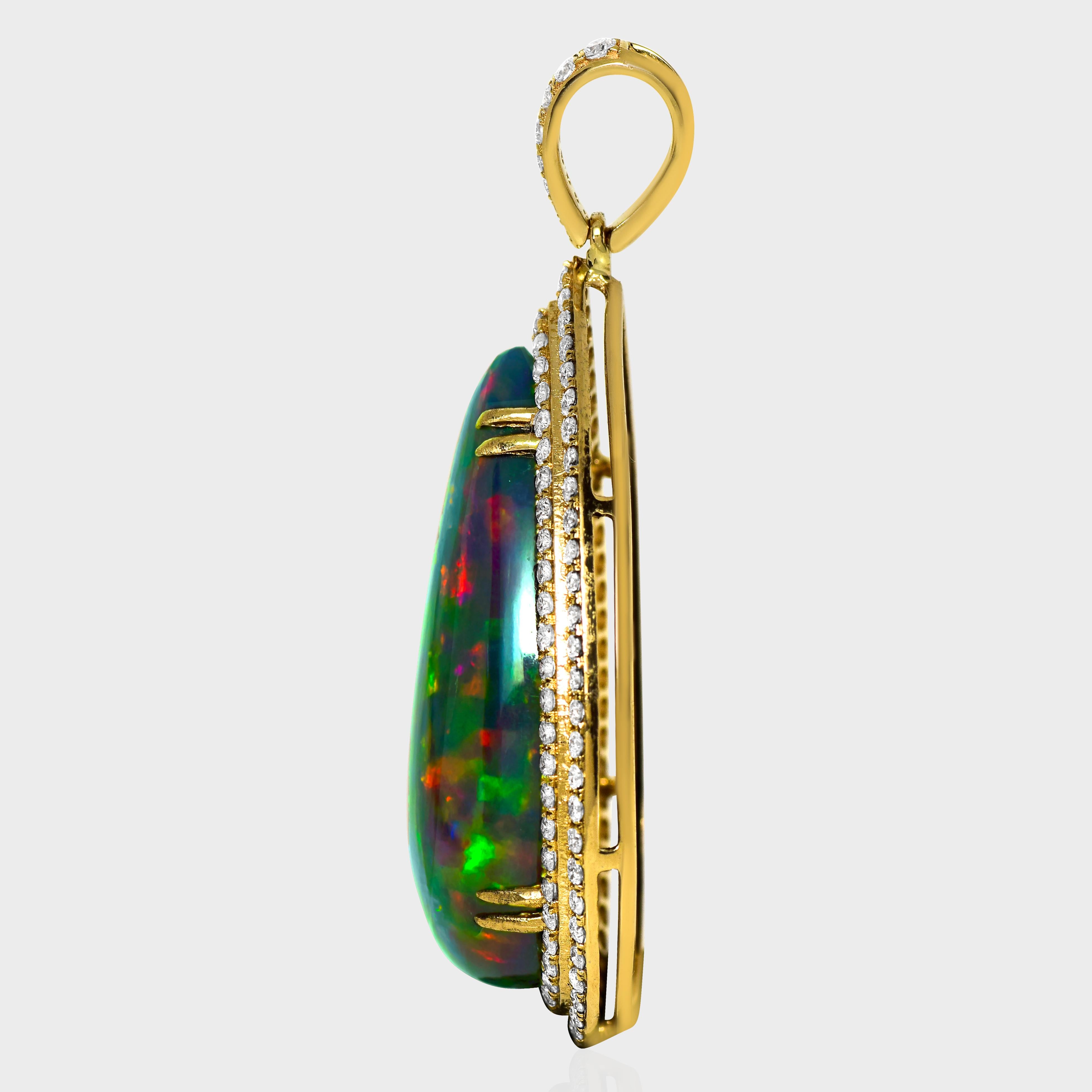 14K 18,78 ct  Collana con ciondolo di diamanti opale nero di colore naturale in vendita 1