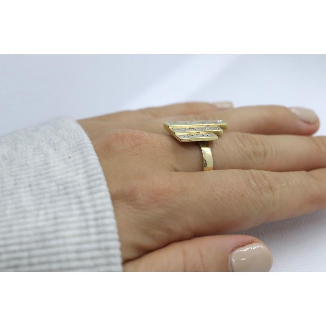 Bague à diamants lourds 14k/ 18k. Bague en diamant à trois barres personnalisée, 0,54 carat Bon état - En vente à Port Charlotte, FL