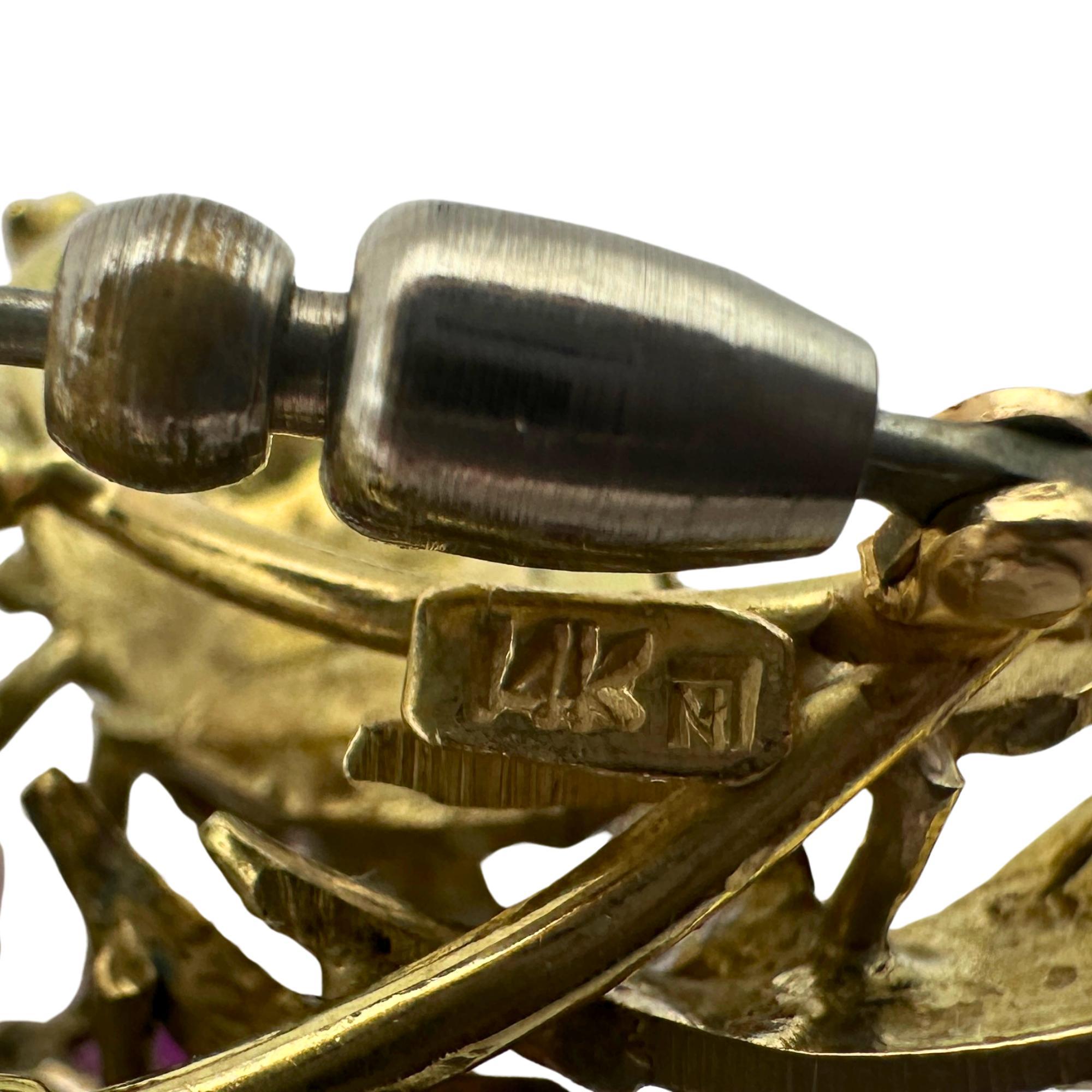 Taglio a goccia Spilla con diamante e rubino a forma di pera 14k 1960 in vendita