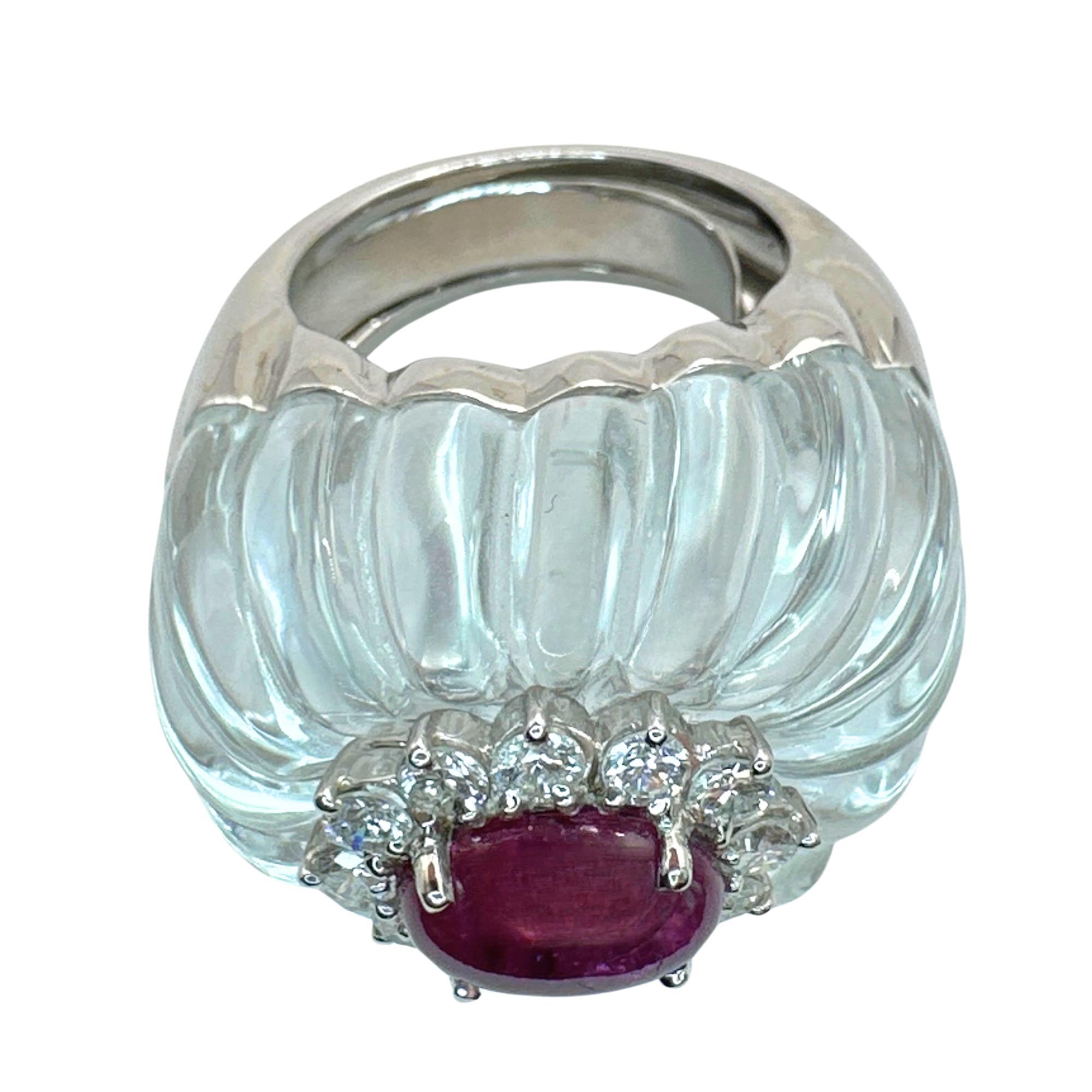 14k 1960's Rock Crystal Diamond and Ruby Ring In Good Condition For Sale In New York, NY