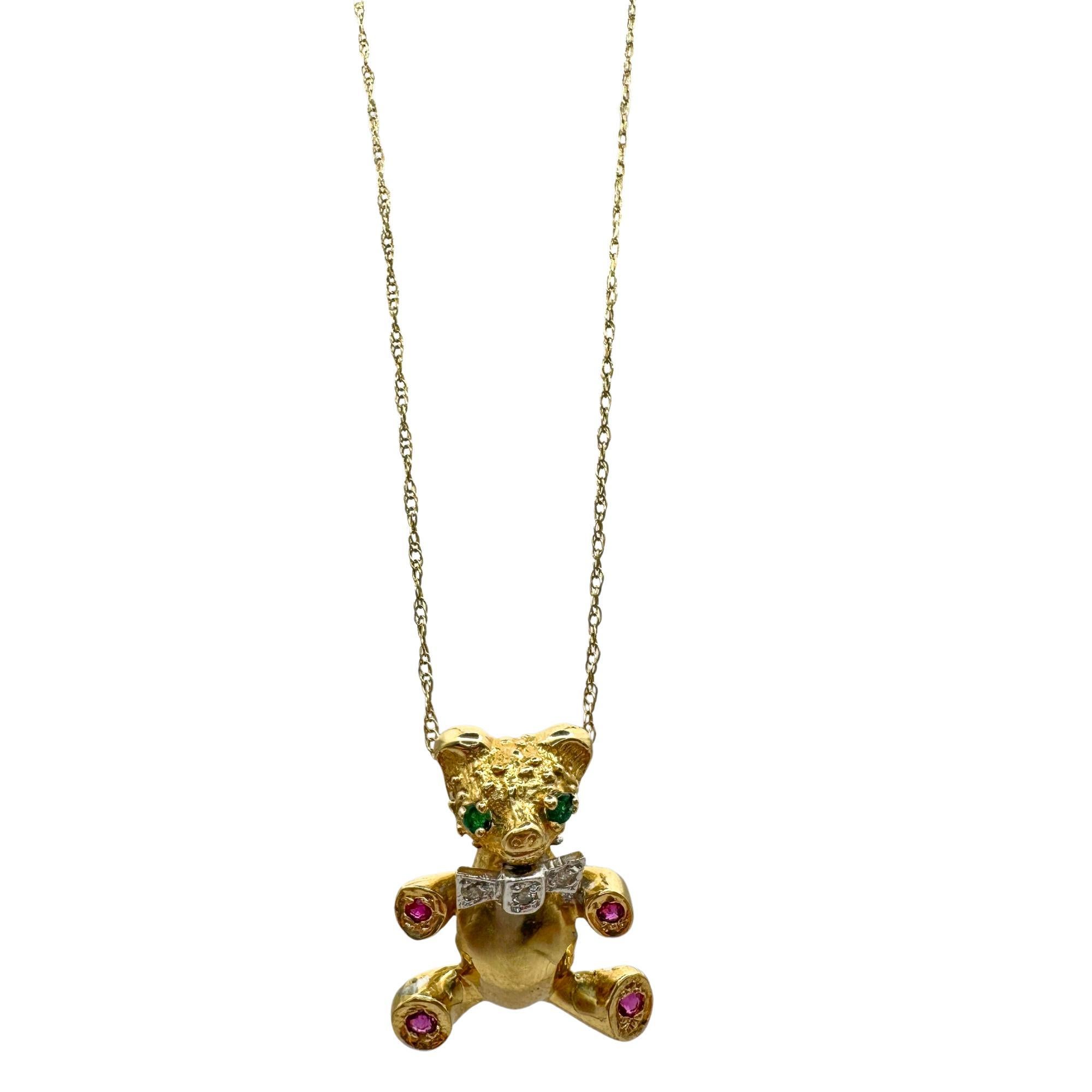 14k 1980's Diamond, Emerald and Ruby Teddy Bear Pendant with Chain In Good Condition For Sale In New York, NY