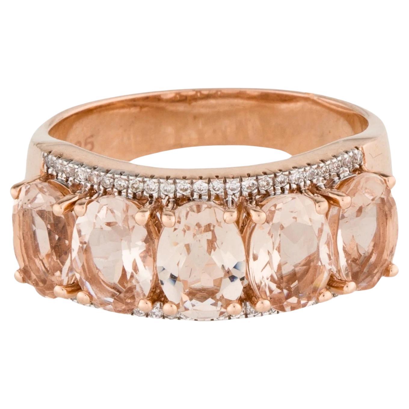 Elevate your jewelry collection with this exquisite 14K rose gold band, adorned with a mesmerizing 3.50 carat oval modified brilliant morganite. Crafted to perfection, this timeless piece showcases impeccable craftsmanship and undeniable