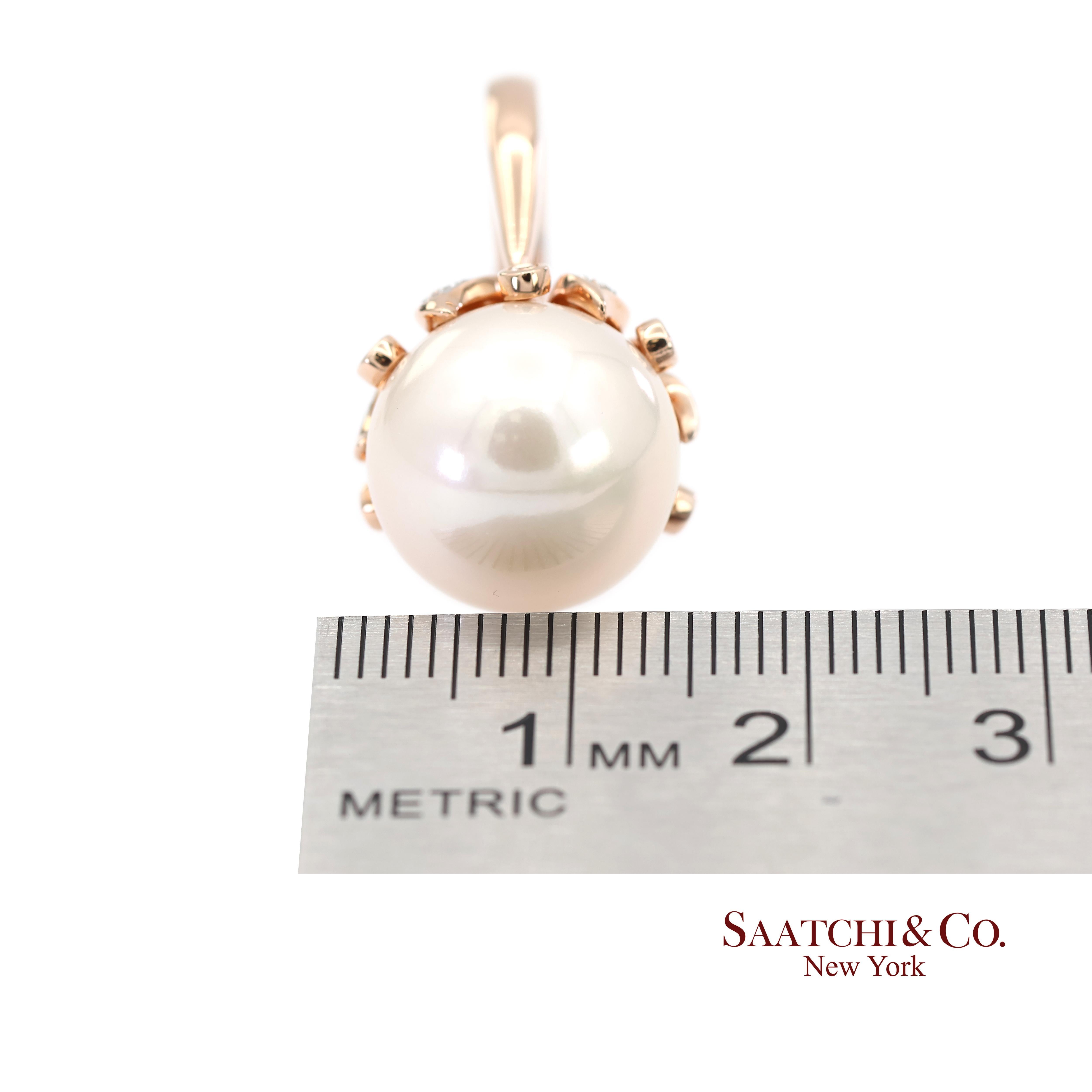 Anello in oro rosa 14K 585 con diamante naturale Brilliante e perle bianche in vendita 3