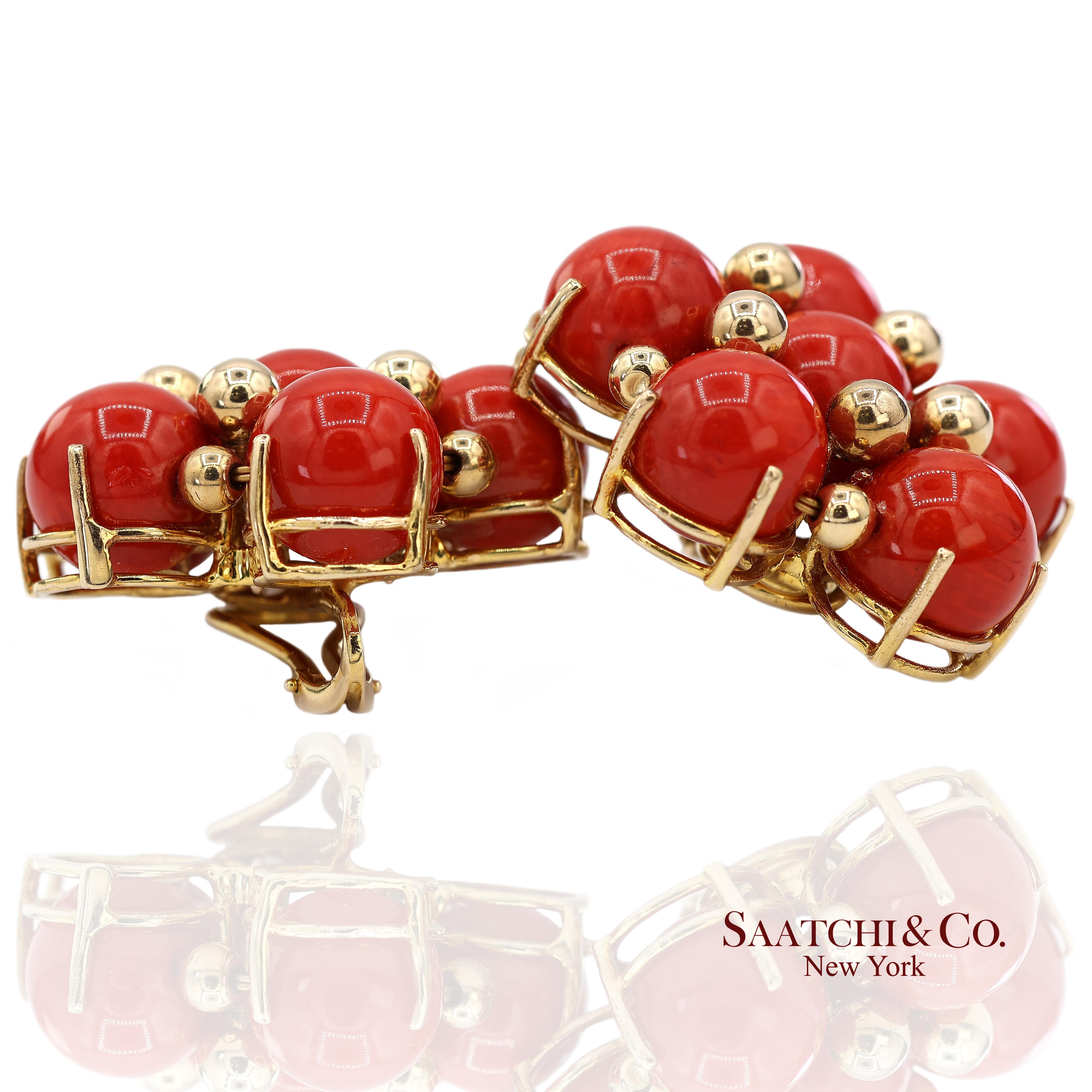 Women's 14K 585 Solid Yellow Gold Coral Omega Earrings For Sale