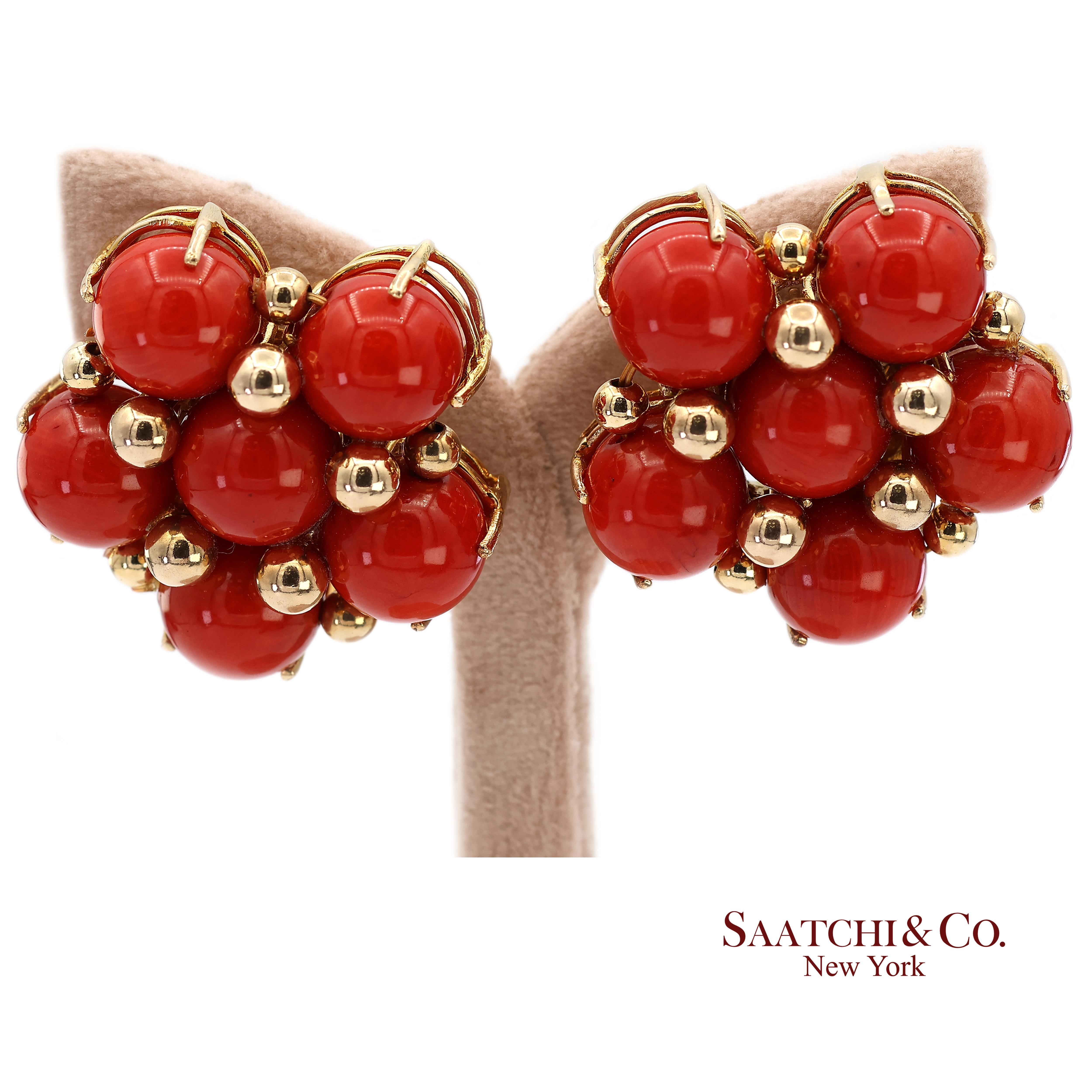 14K 585 Solid Yellow Gold Coral Omega Earrings For Sale 3