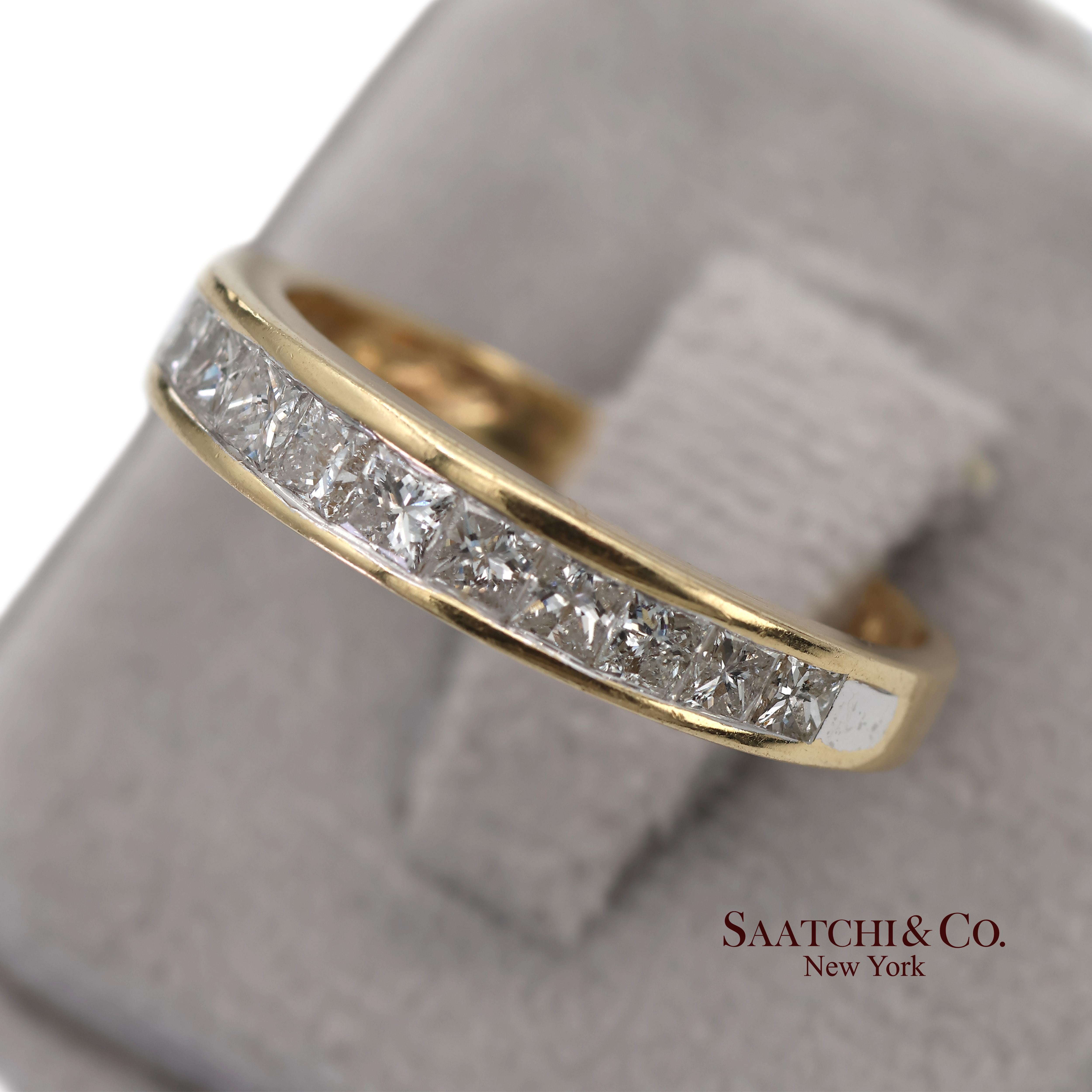 Bague en or jaune massif 14K 585 diamants naturels taille princesse en vente 2