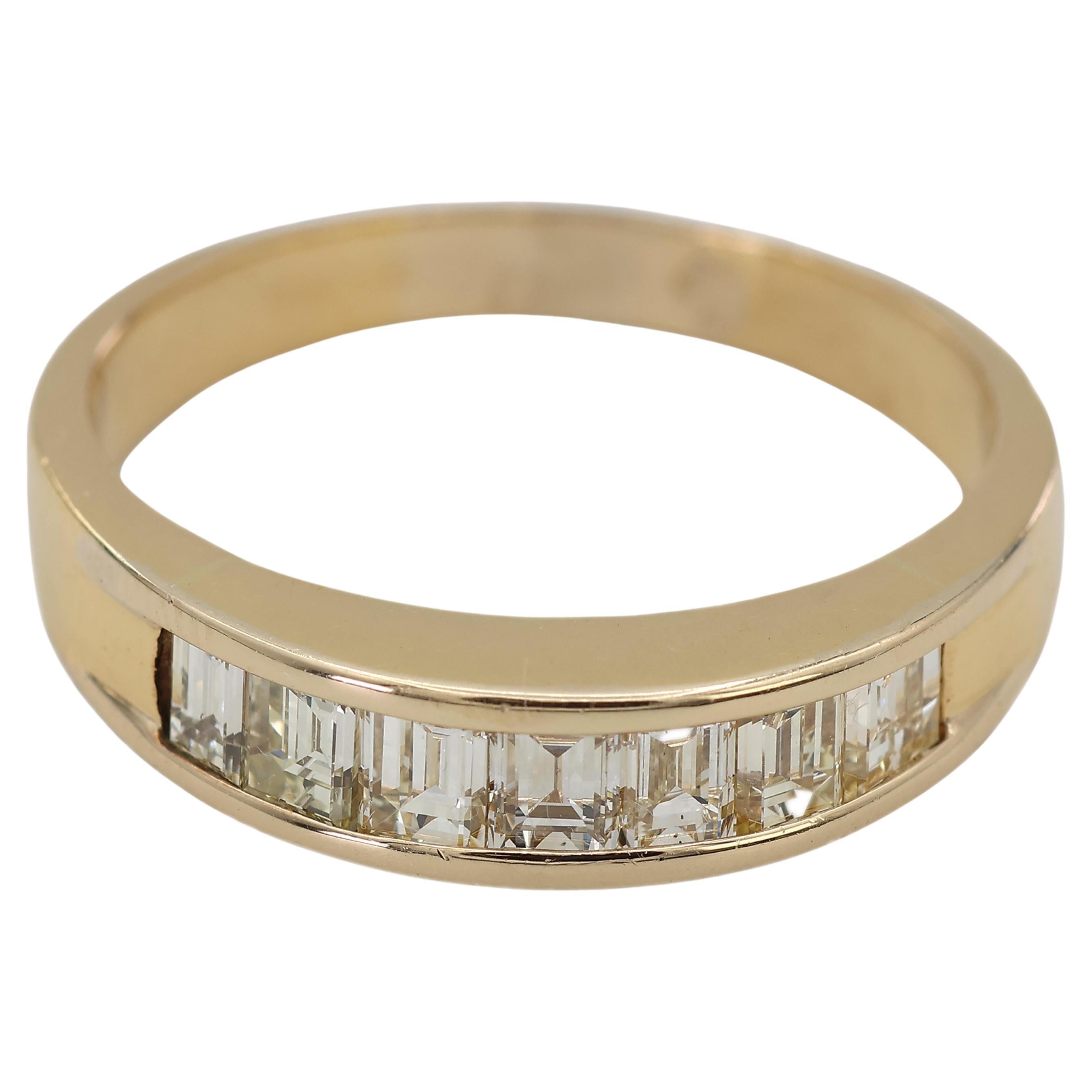 14K 585 Vintage Solid Yellow Gold Natural Baguette Diamond Band Ring