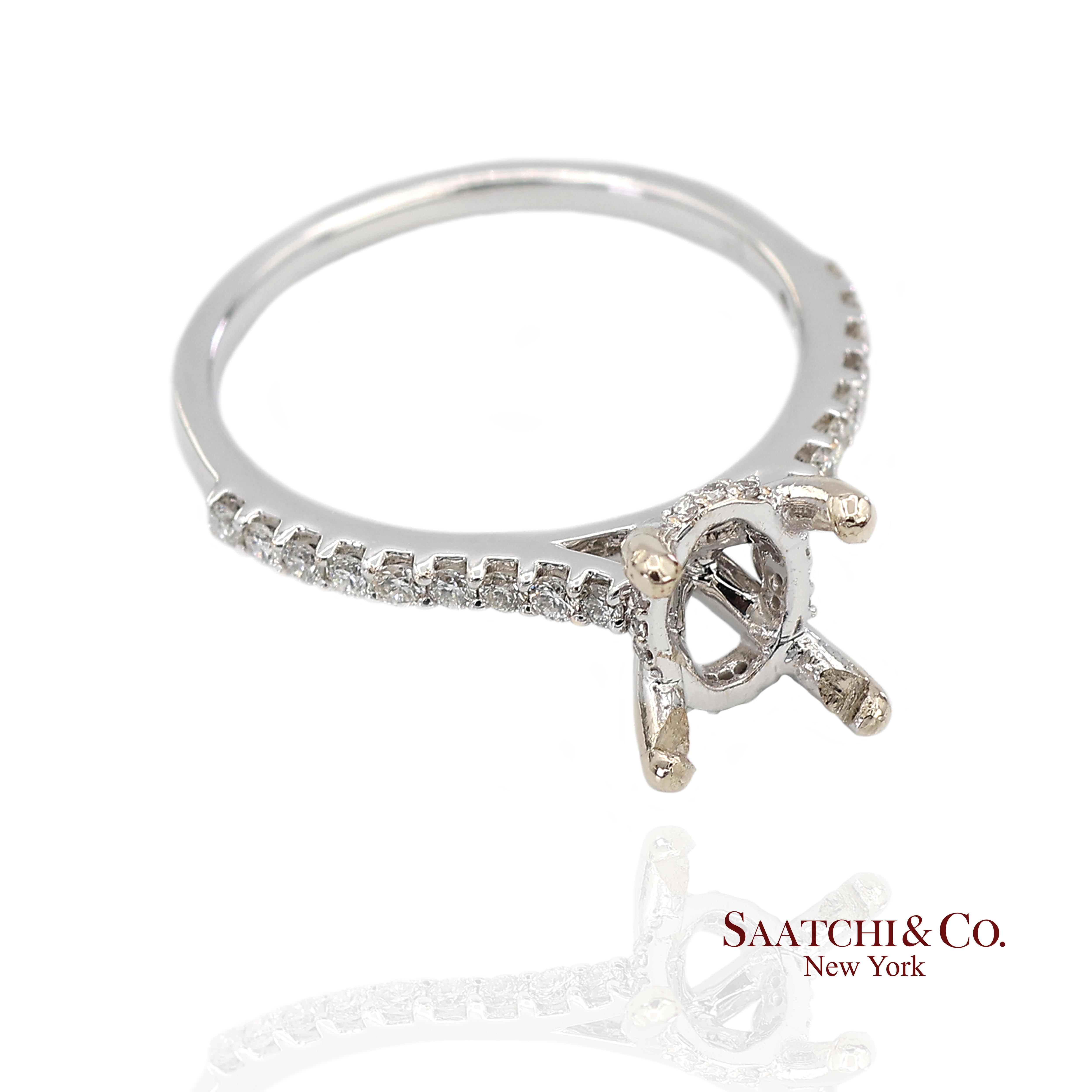 14K 585 Weißgold Natürlicher Brillant Diamant Halbmontagering Größe 7 für Damen oder Herren im Angebot