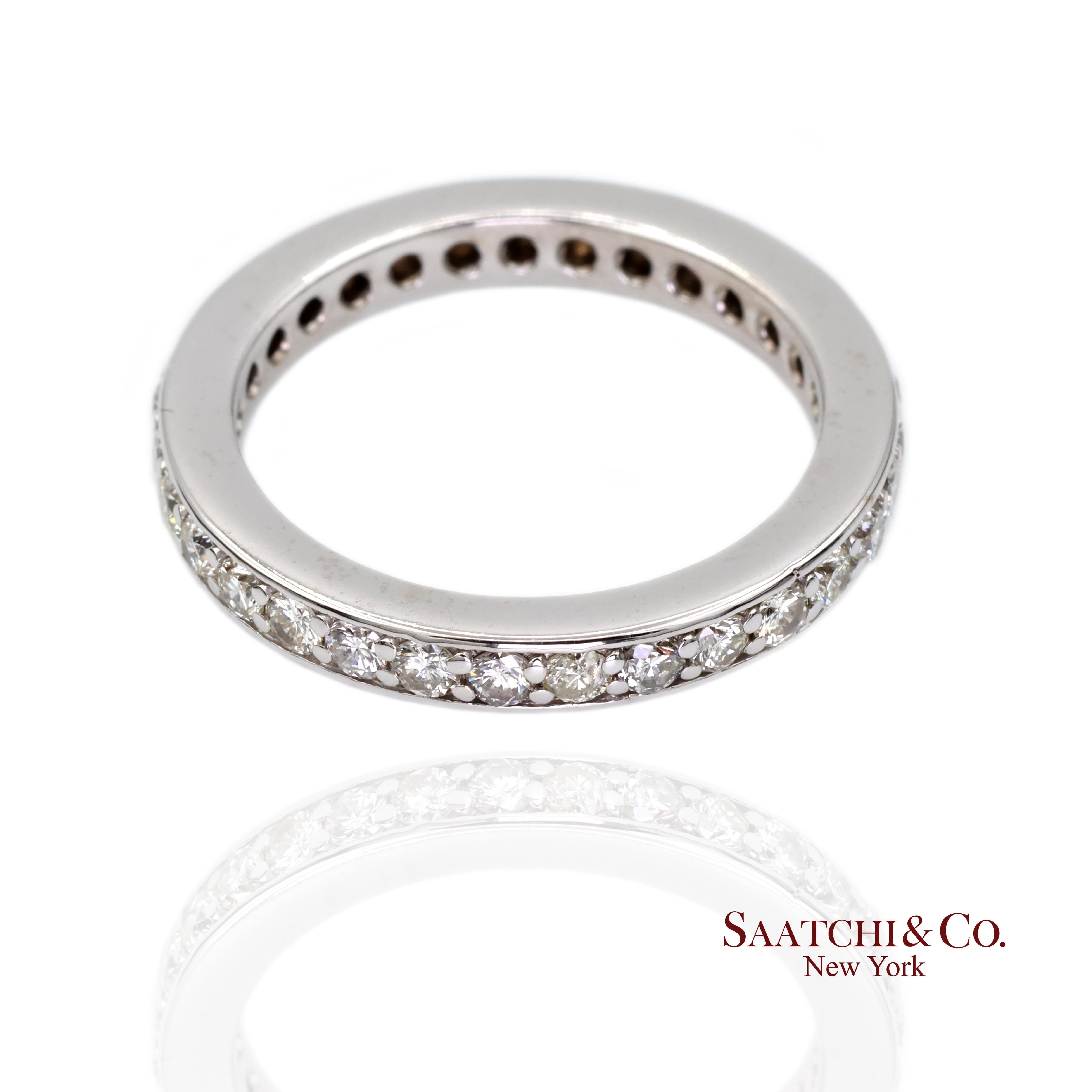Contemporain Bracelet éternité en or blanc 14k 585 diamants naturels Taille 6.5 en vente