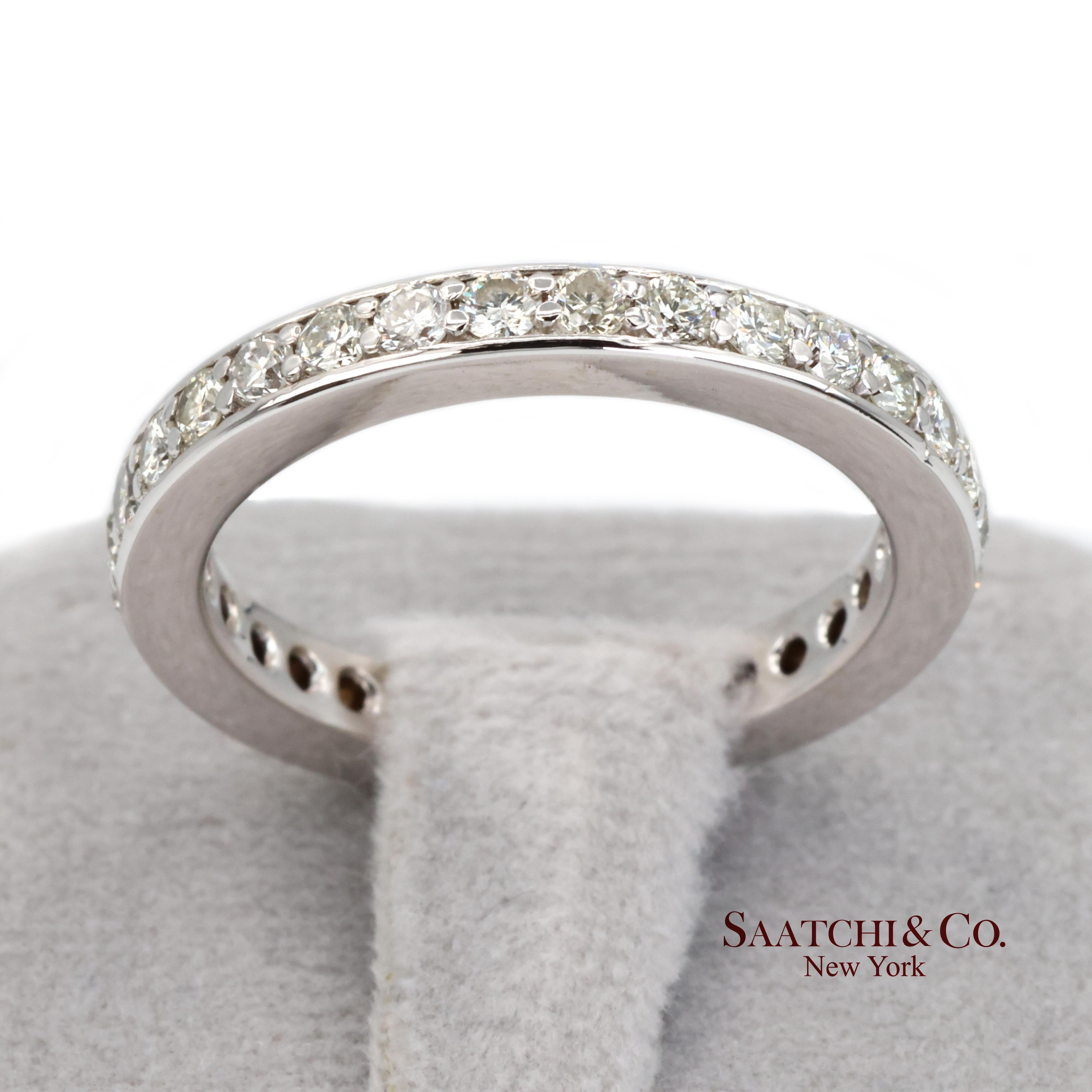 Bracelet éternité en or blanc 14k 585 diamants naturels Taille 6.5 en vente 1