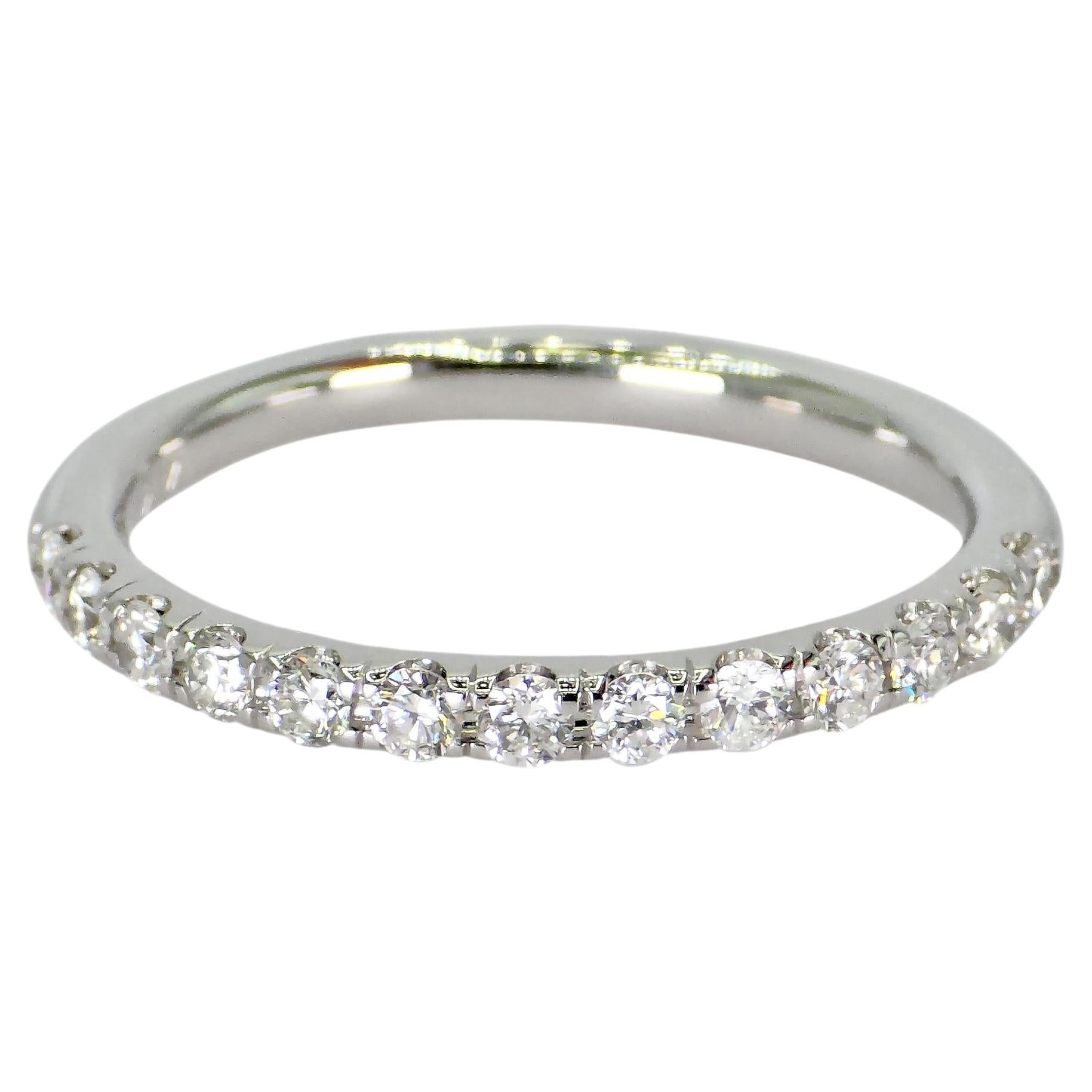 14k 585 White Gold Natural Diamond Half Eternity Band For Sale