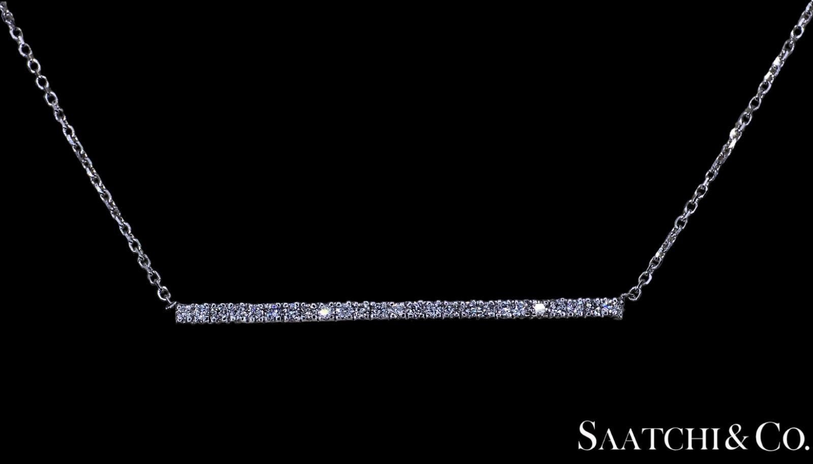 Moderne Or blanc 14K 585 - Diamant naturel VVS : Superbe pendentif avec chaîne en vente